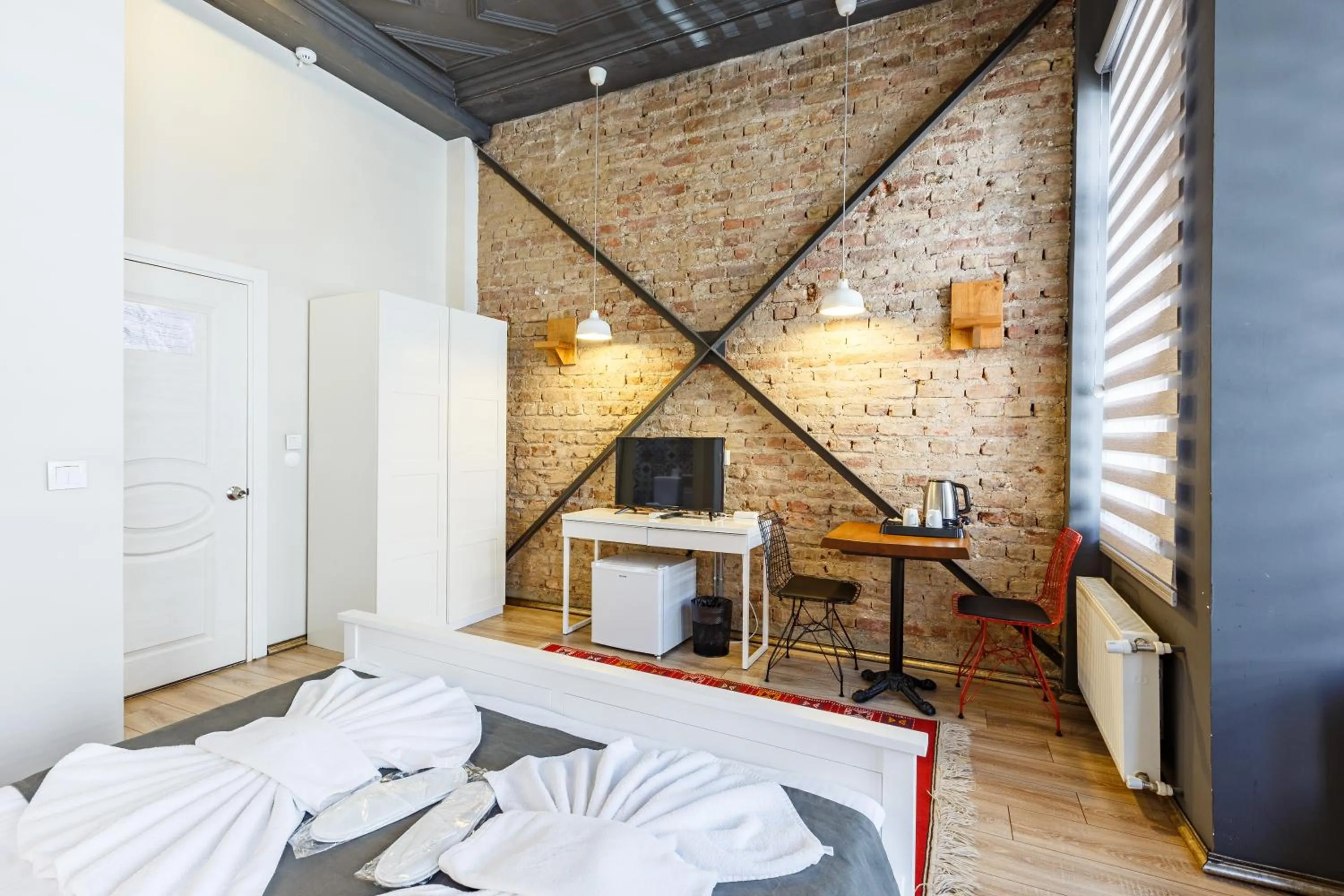 Bed in Hotel Miro Mansion Old City