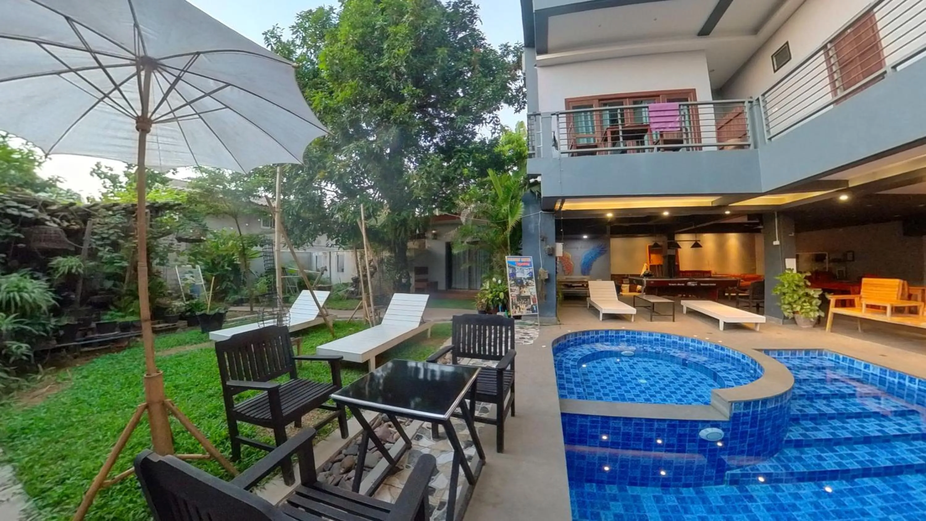 Property building in FARAWAY SUITES