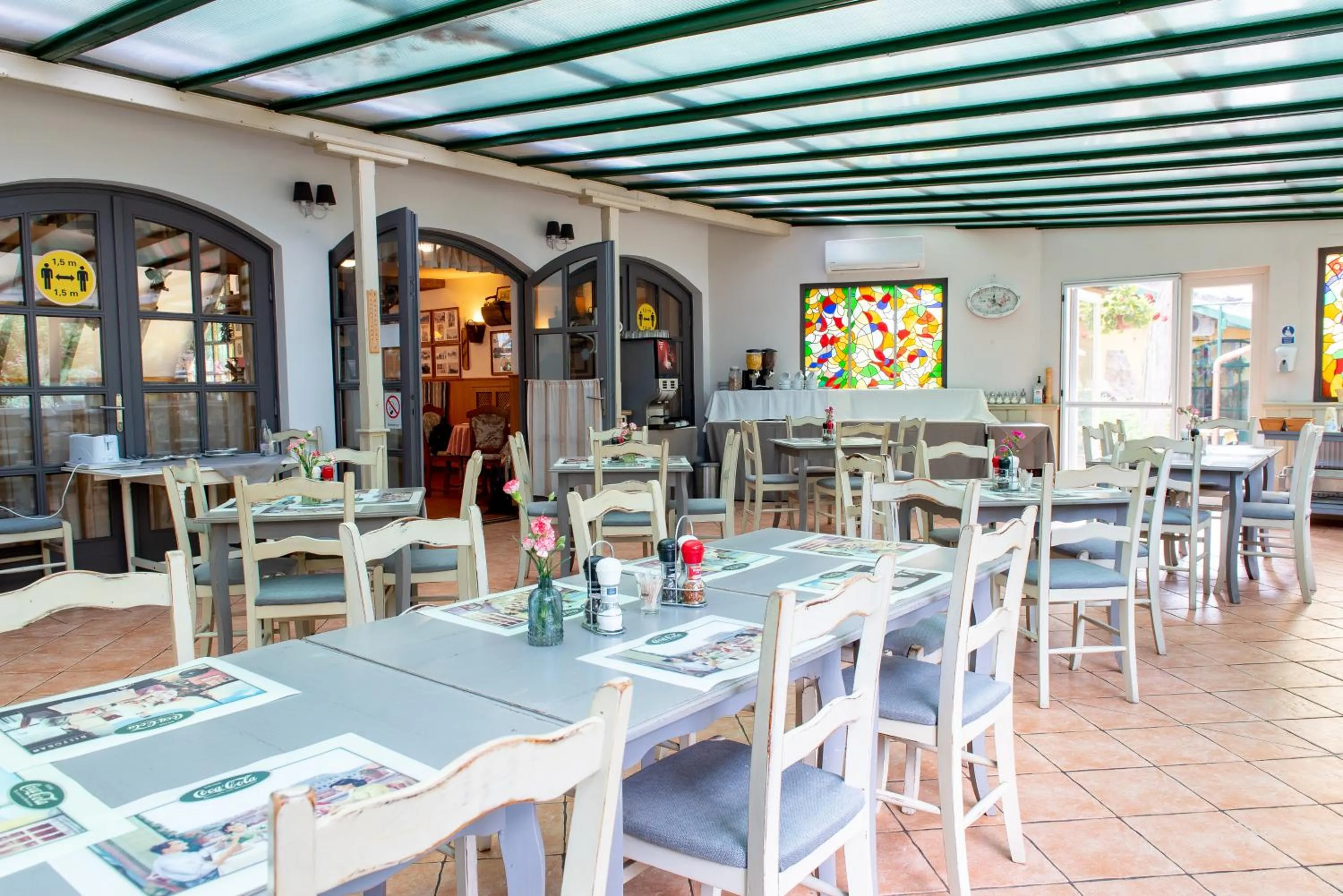 Restaurant/places to eat in Nyerges Hotel Termál Superior