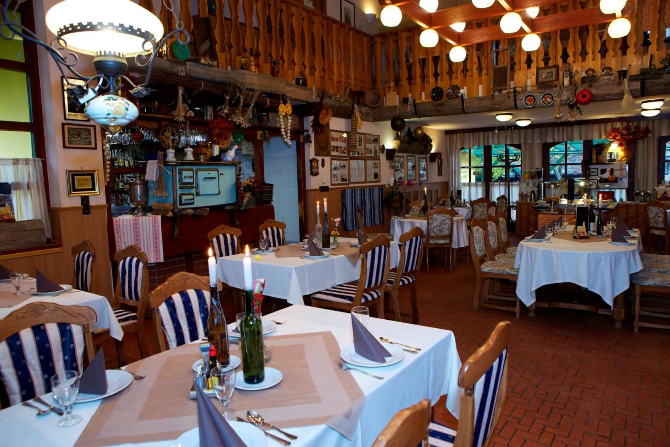 Restaurant/places to eat in Nyerges Hotel Termál Superior