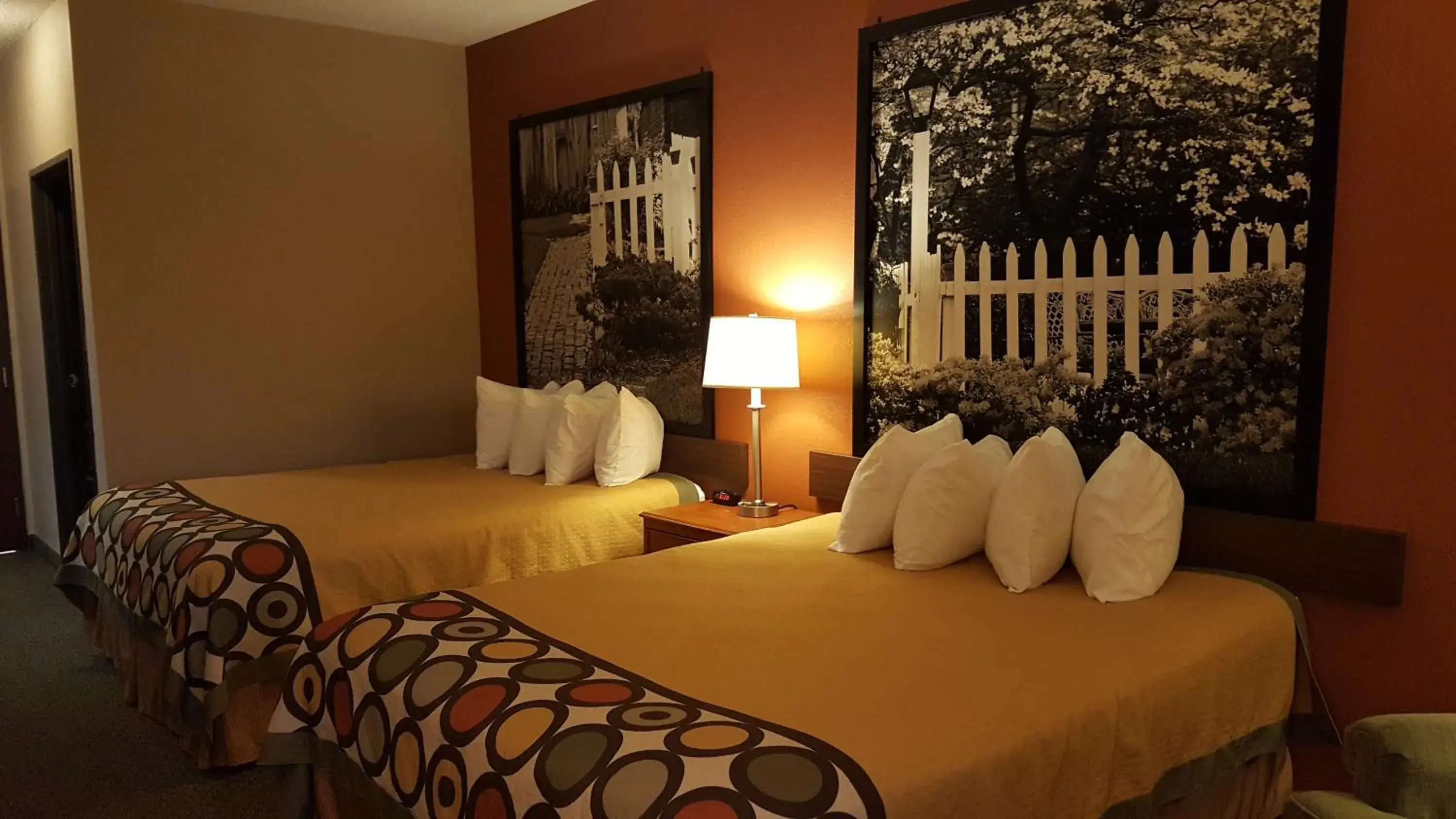 Family Double Room in Super 8 by Wyndham Central City Family Double Room in Super 8 by Wyndham Central City