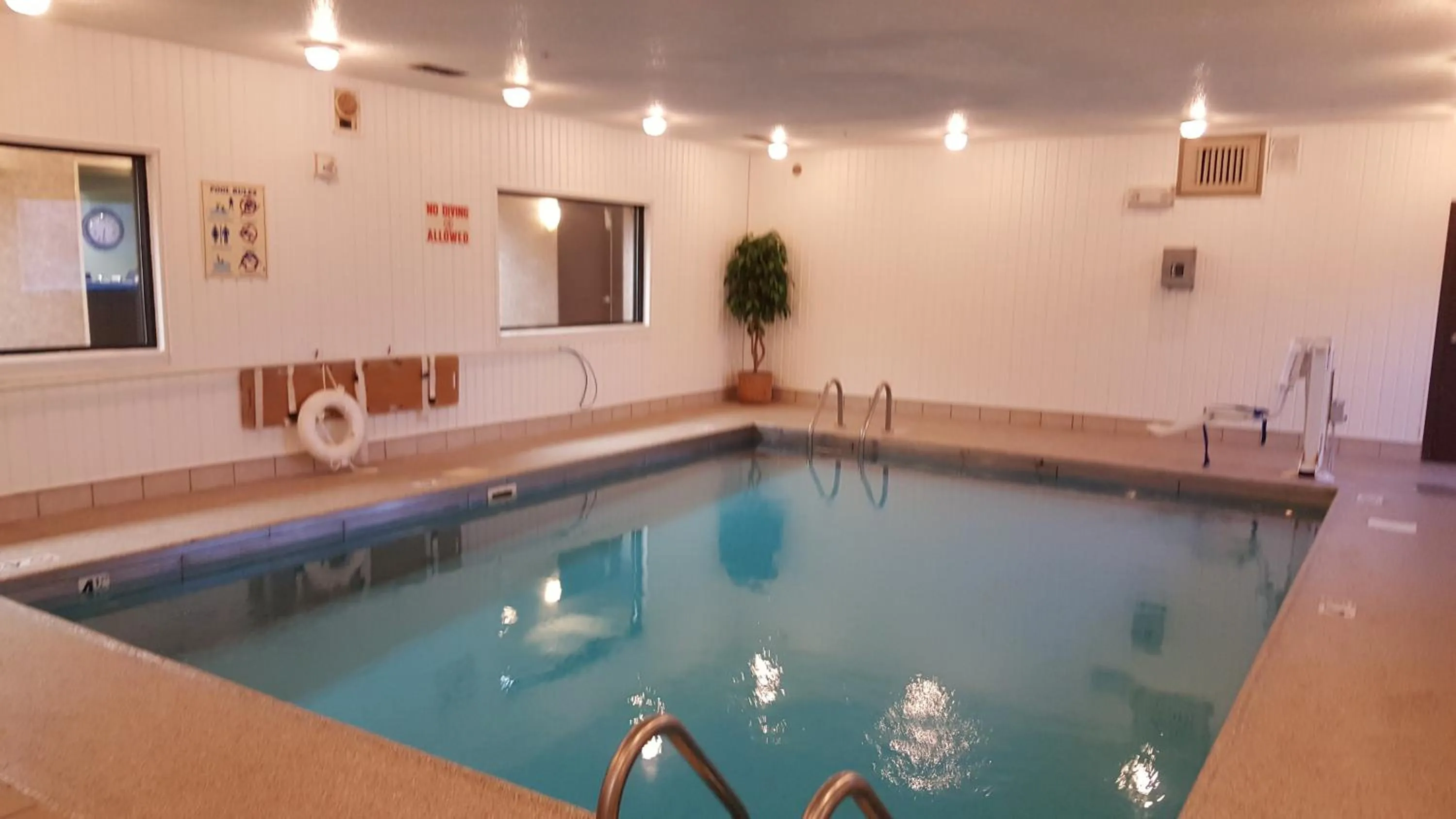 Swimming pool in Super 8 by Wyndham Central City
