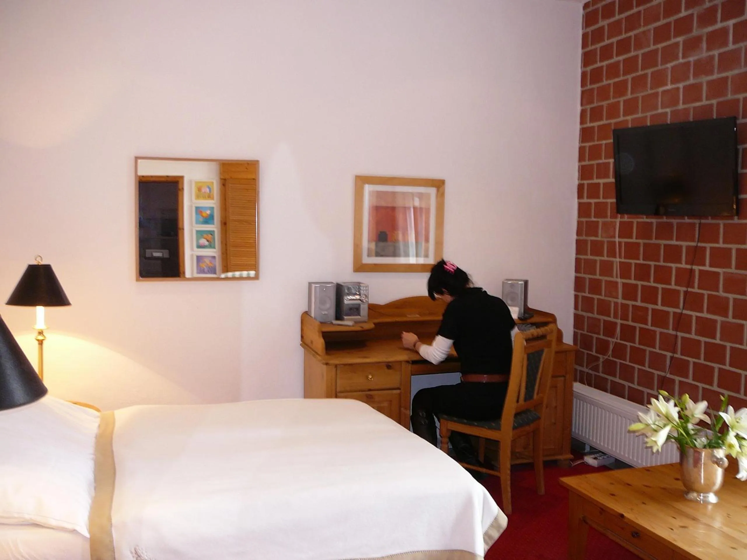 Photo of the whole room, Bed in Hotel-Park-Residenz