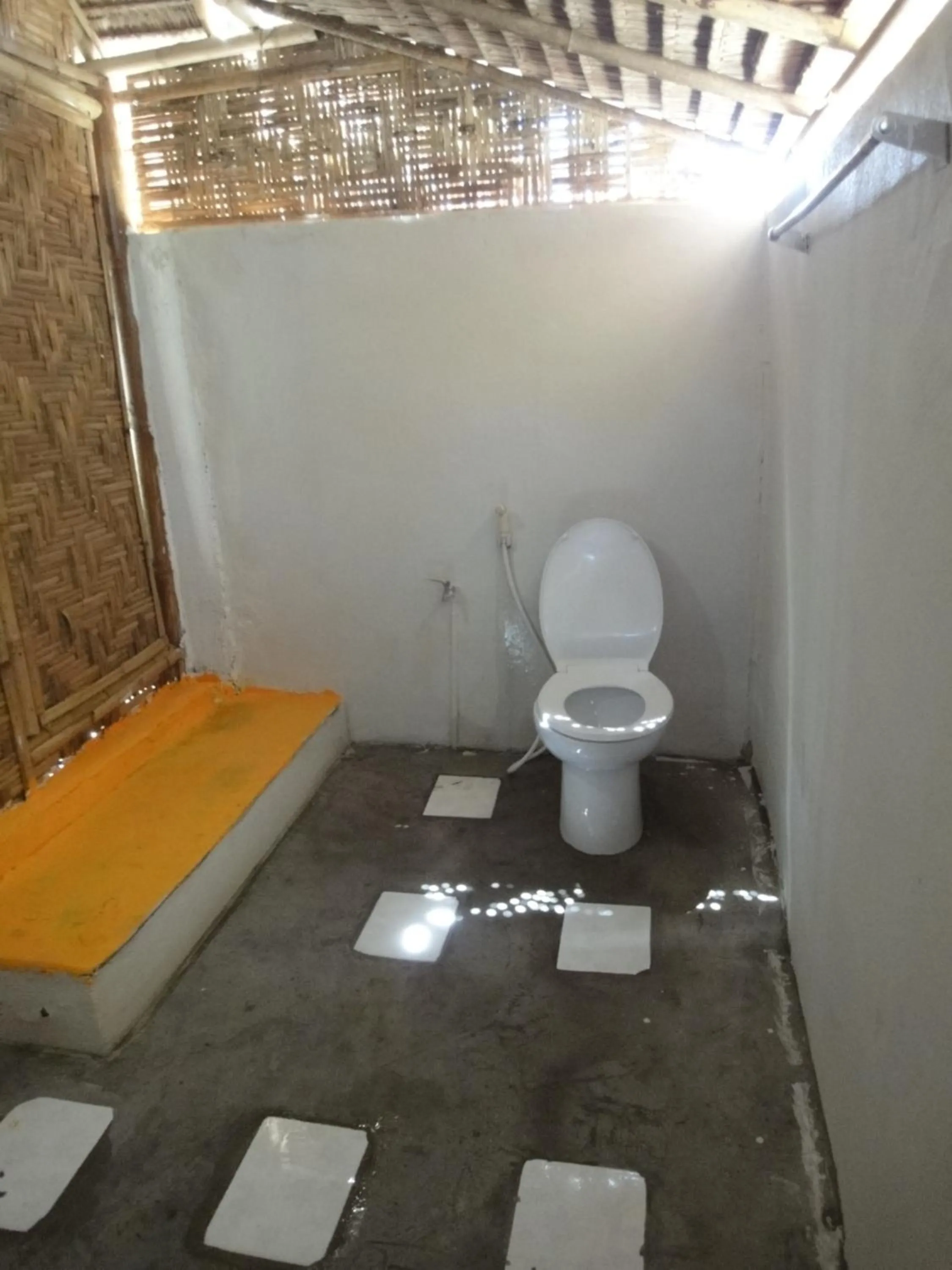 Toilet in Varin Village Koh Lipe