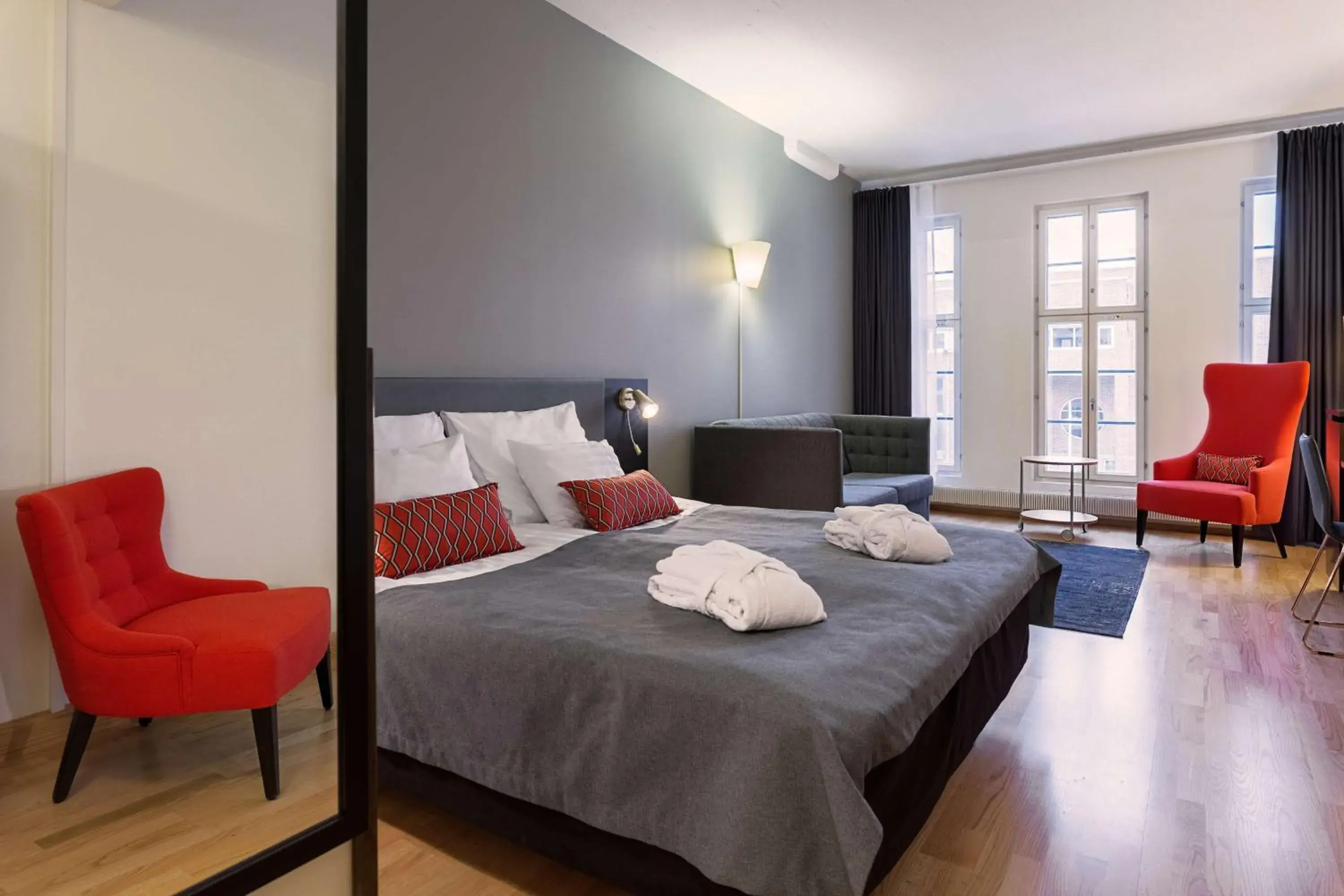 Deluxe King Room in Scandic Grand Marina Deluxe King Room in Scandic Grand Marina