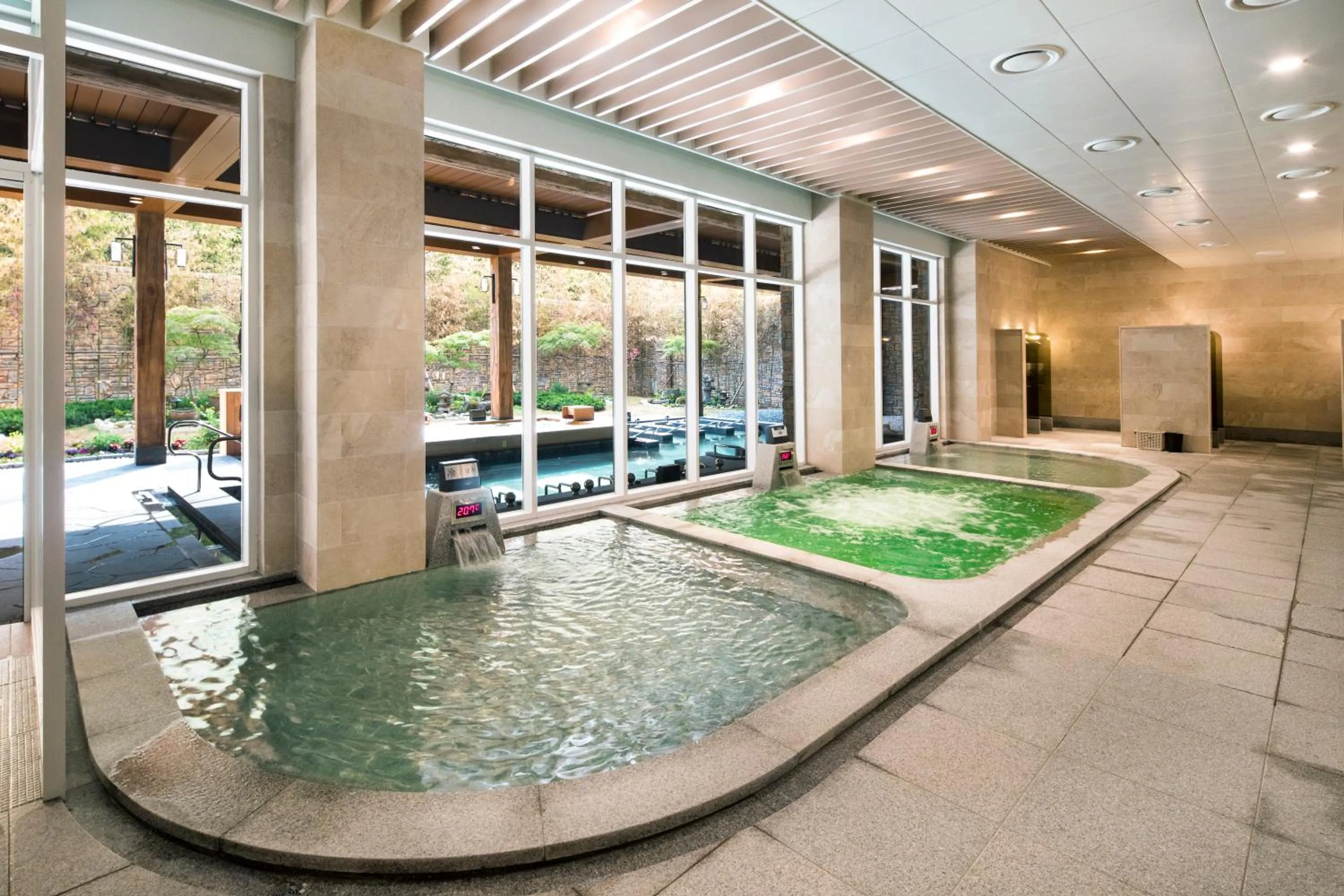 Sono Belle Cheongsong