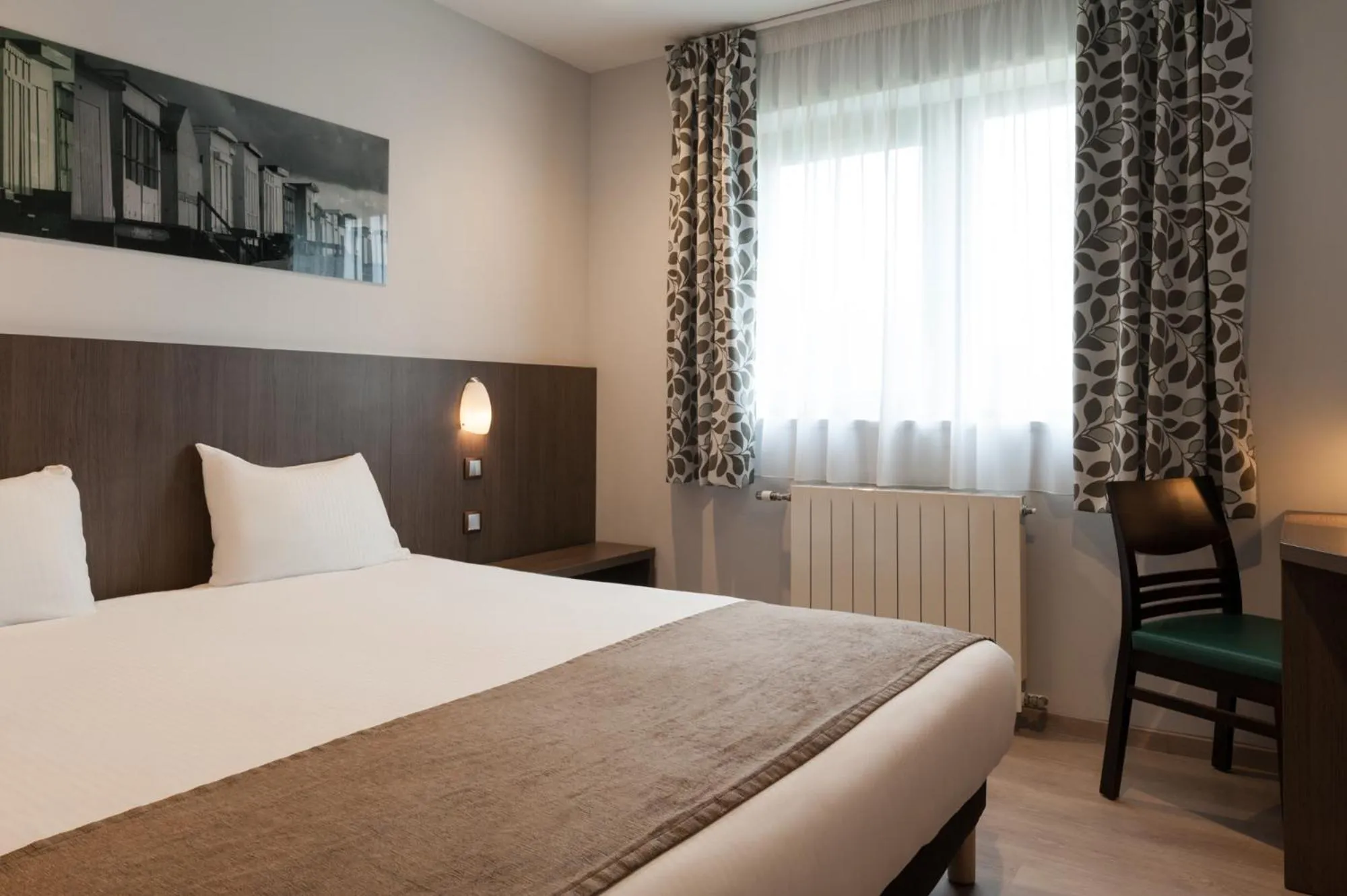 Bed in The Originals City, L'Haut' Aile, Coquelles-Calais Tunnel s/Manche L'HAUTAILE