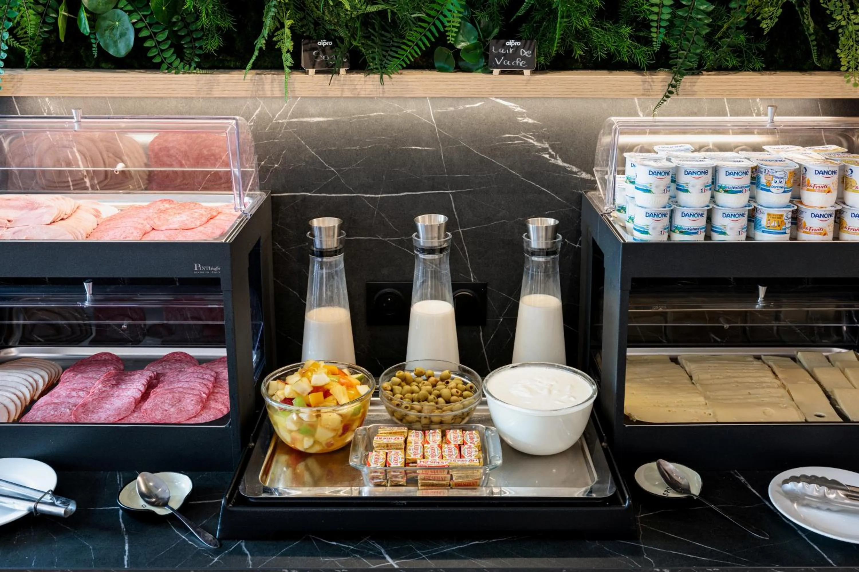 Breakfast in Residence du Parc - Val D'Europe