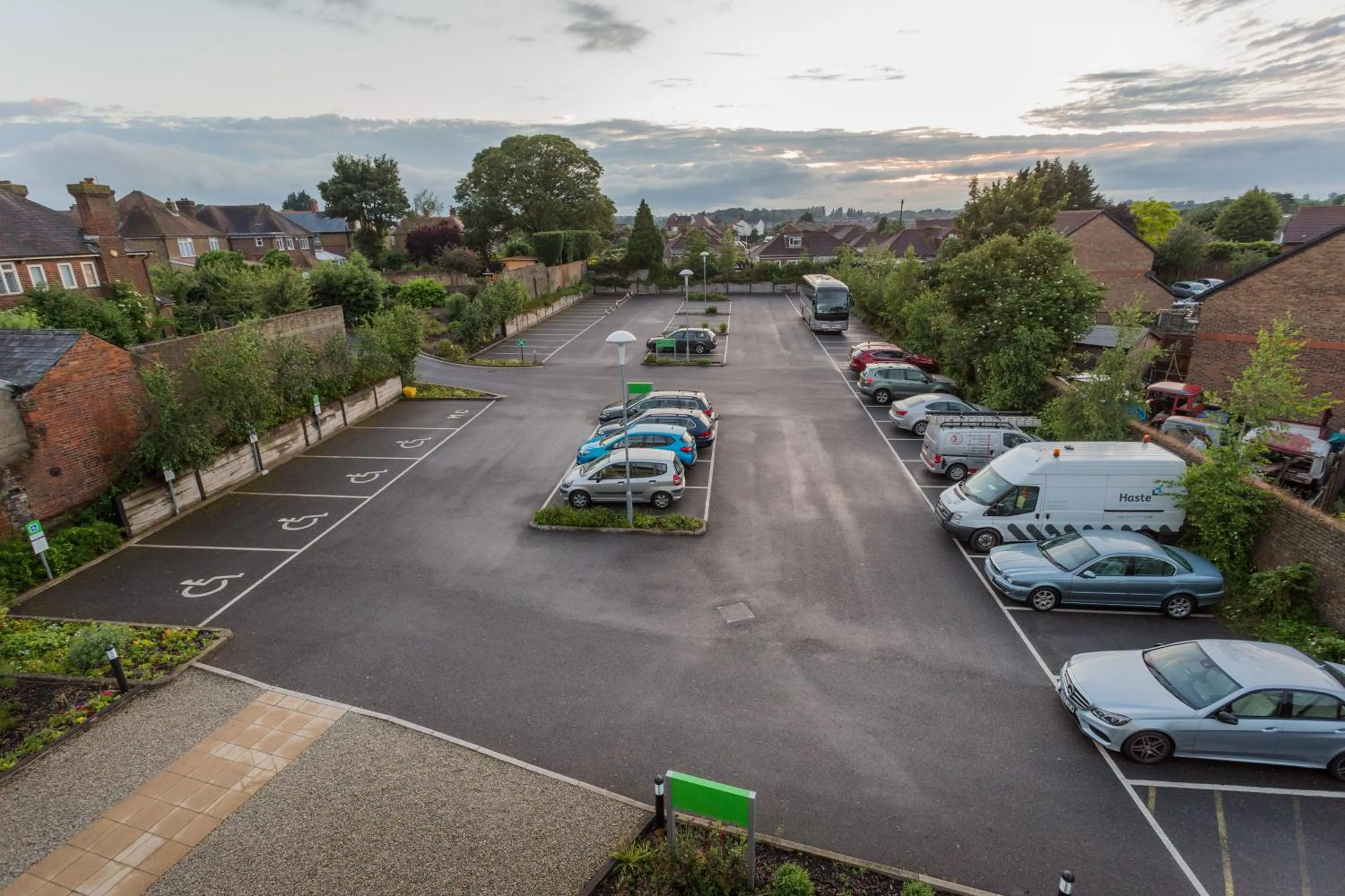 Parking in Holiday Inn Sittingbourne by IHG