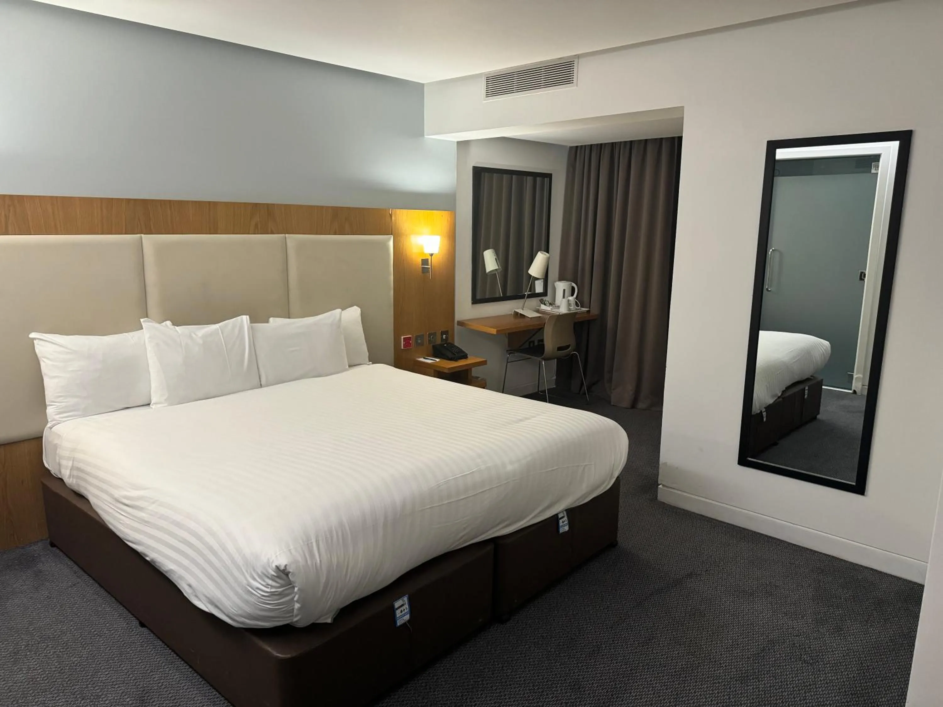 Bedroom, Bed in Holiday Inn Sittingbourne by IHG