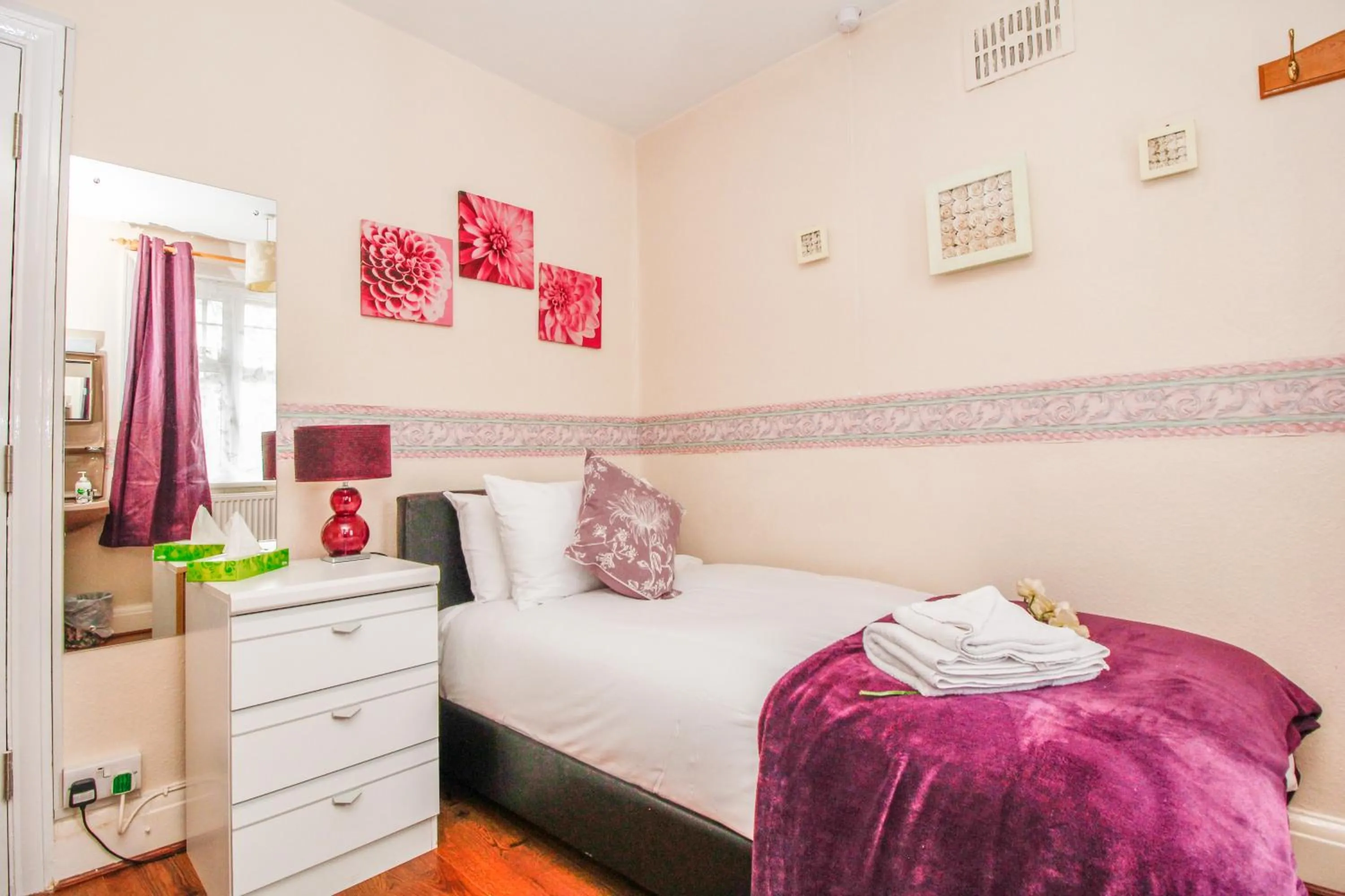 Bedroom, Bed in Harris Guest Accommodation