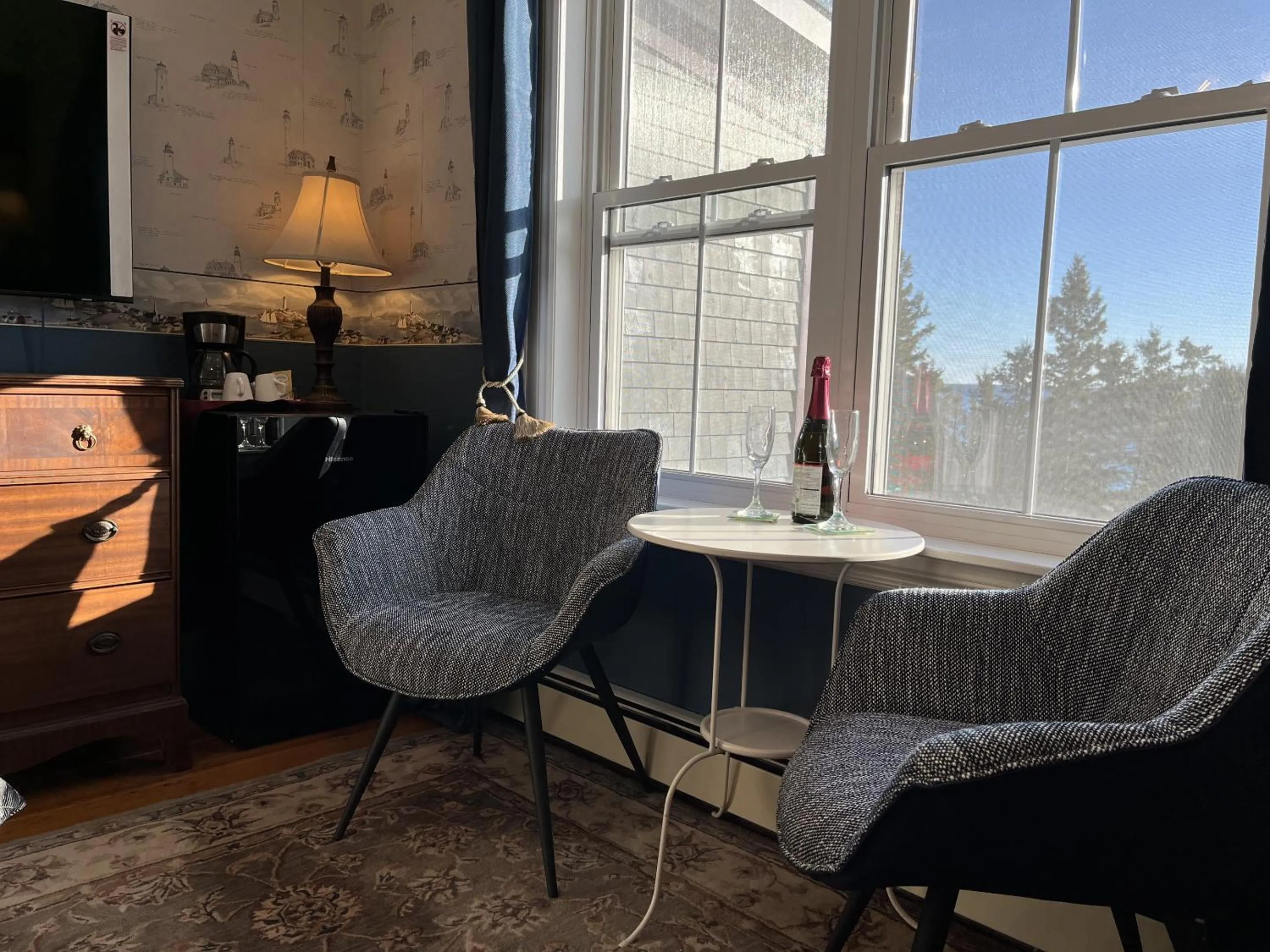 Bedroom in Surfside Inn
