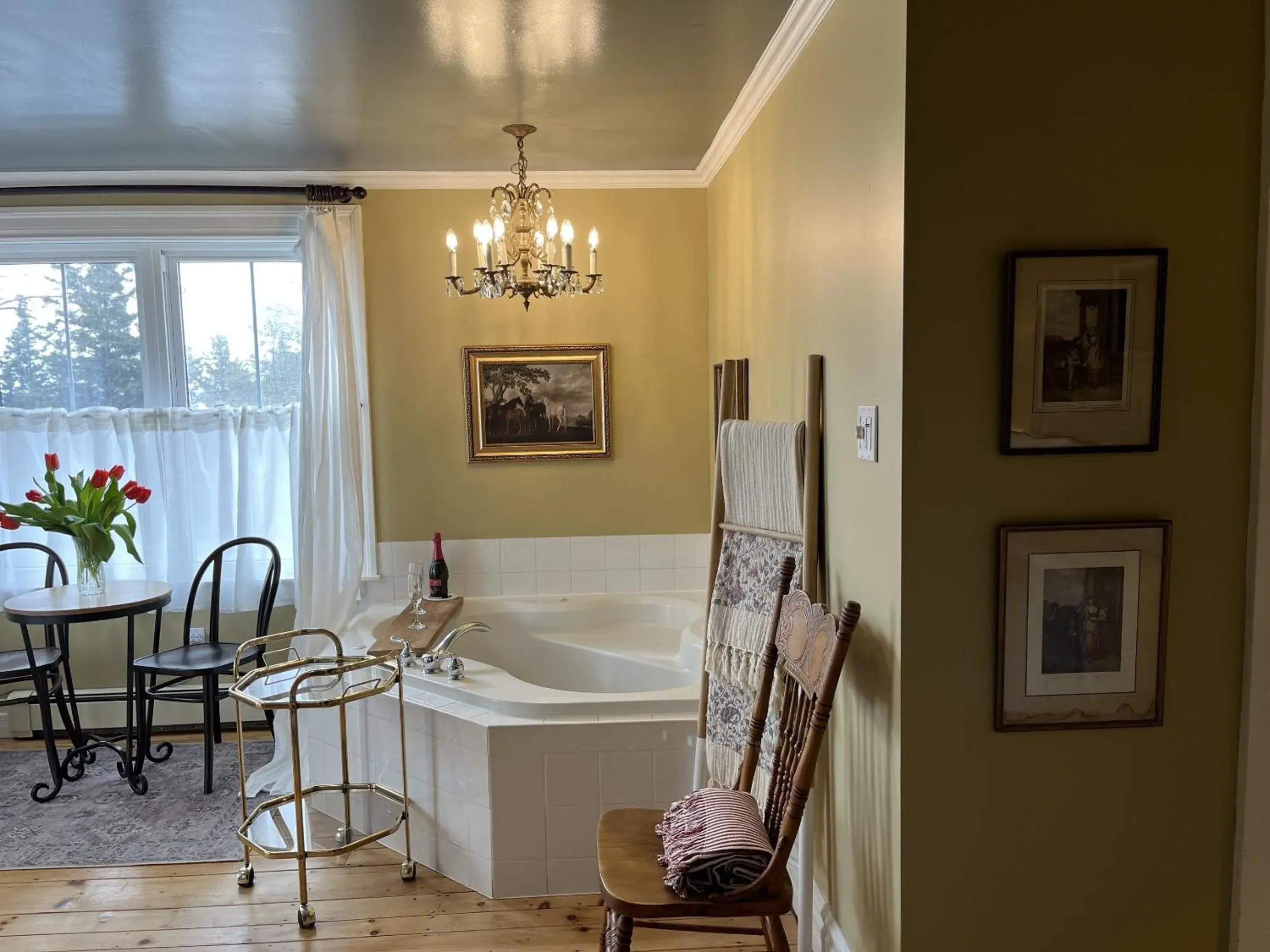 Superior Double Room in Surfside Inn Superior Double Room in Surfside Inn