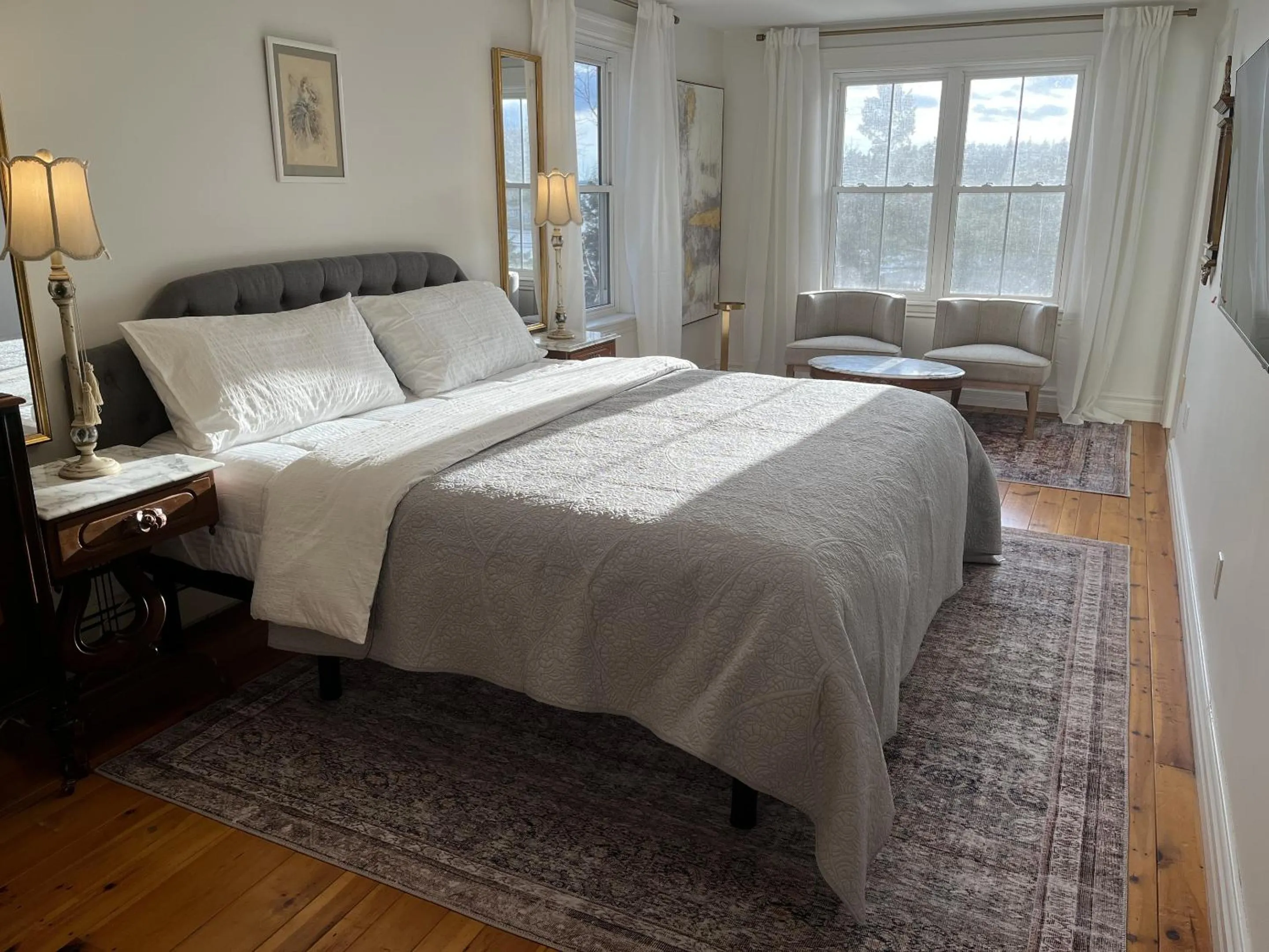 Bedroom, Bed in Surfside Inn