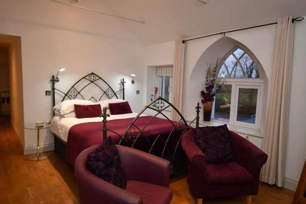 Tudor Lodge Bed & Breakfast