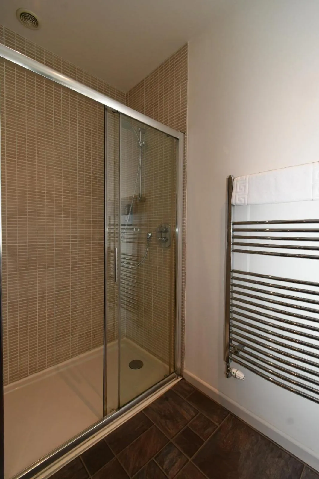 Tudor Lodge Bed & Breakfast