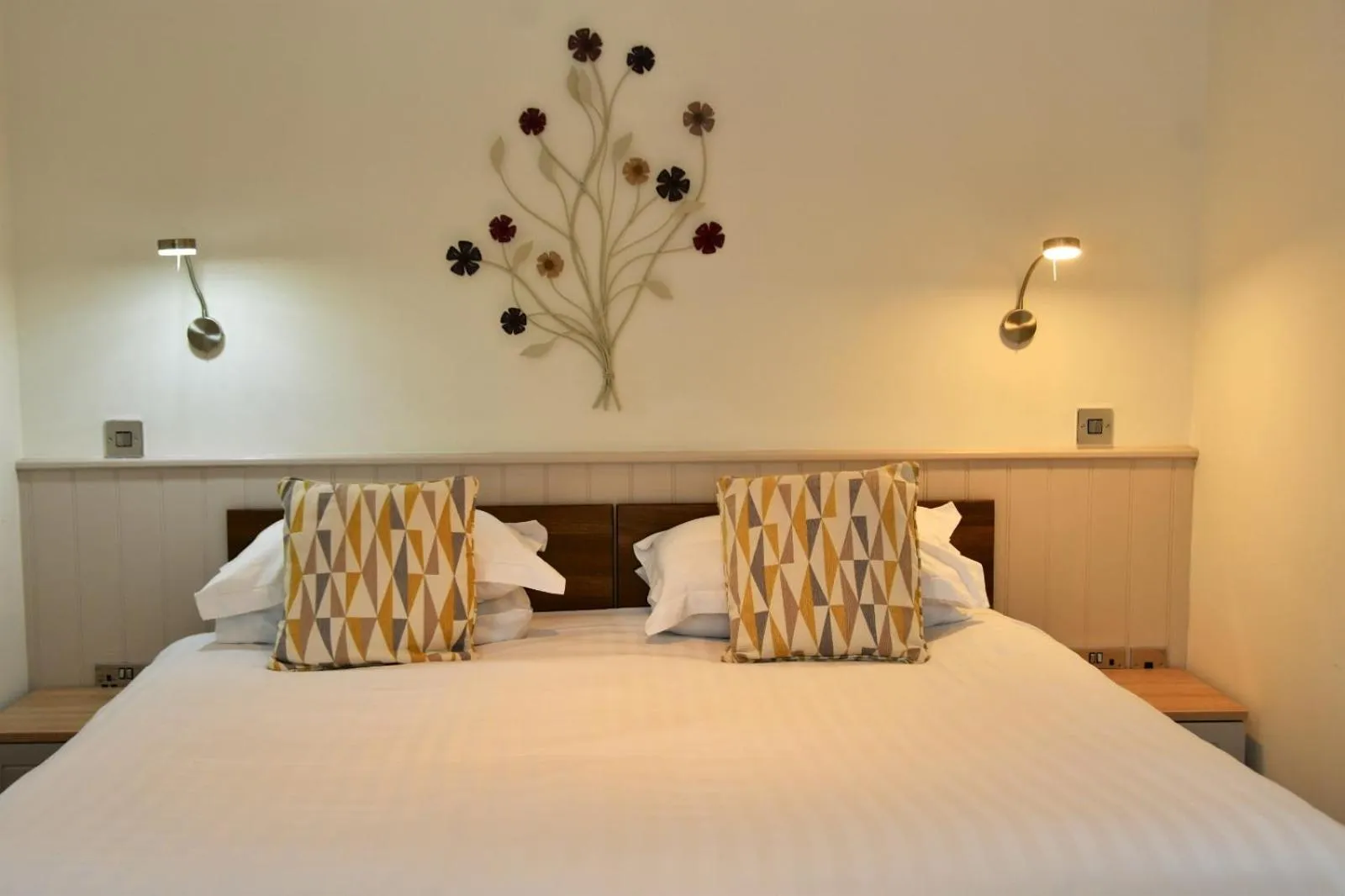 Tudor Lodge Bed & Breakfast