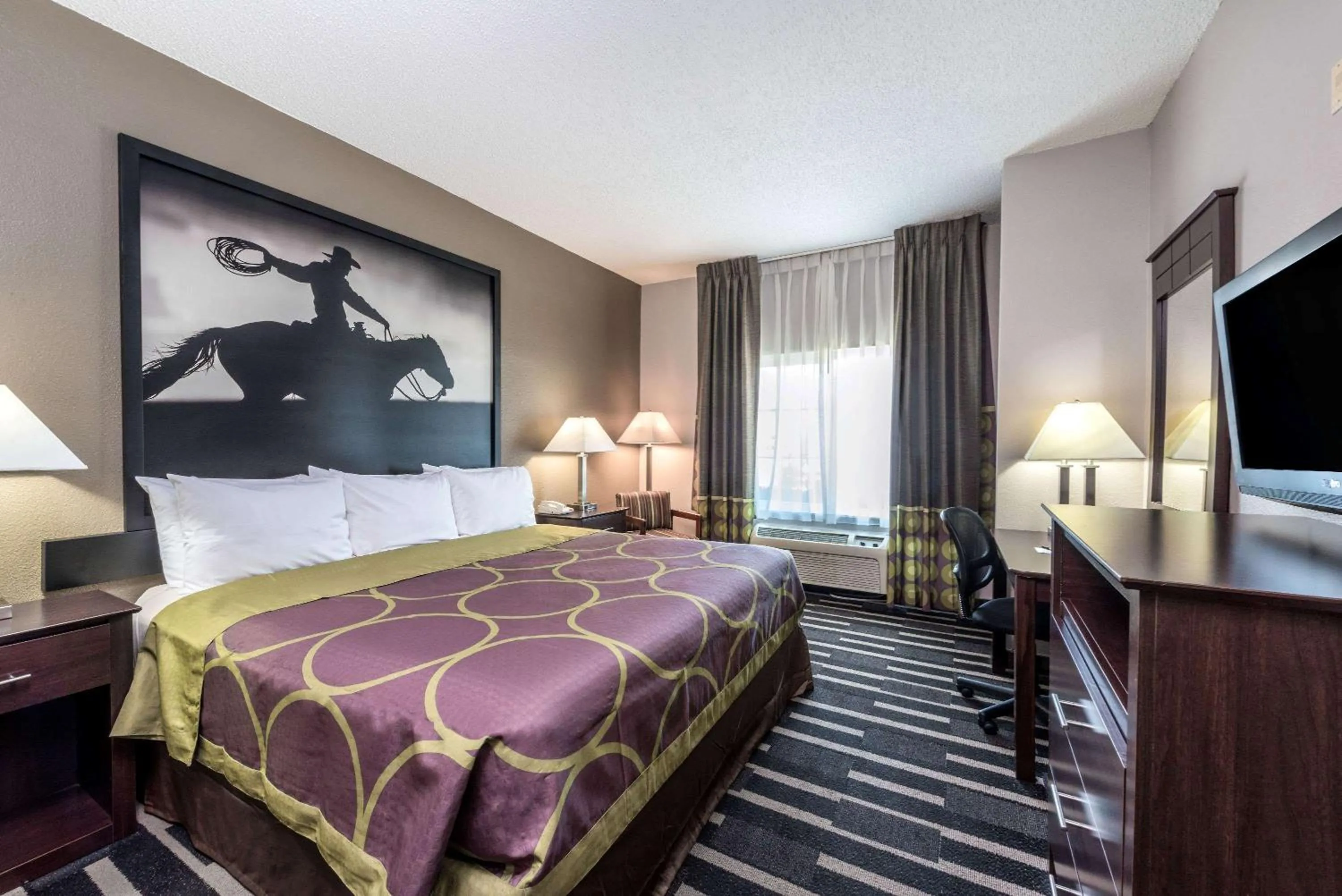 On site, Bed in Super 8 by Wyndham Fort Worth North