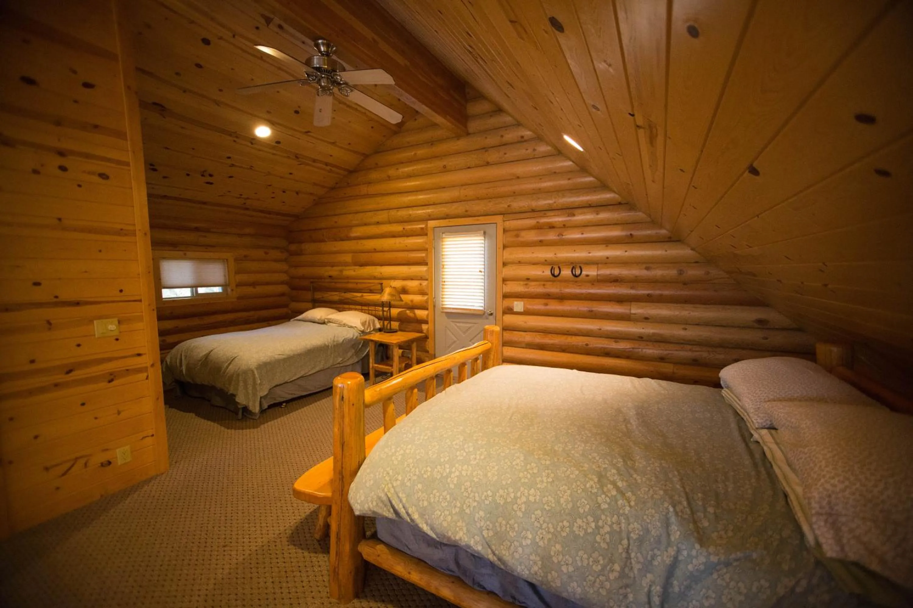 Bed in The Pines at Island Park