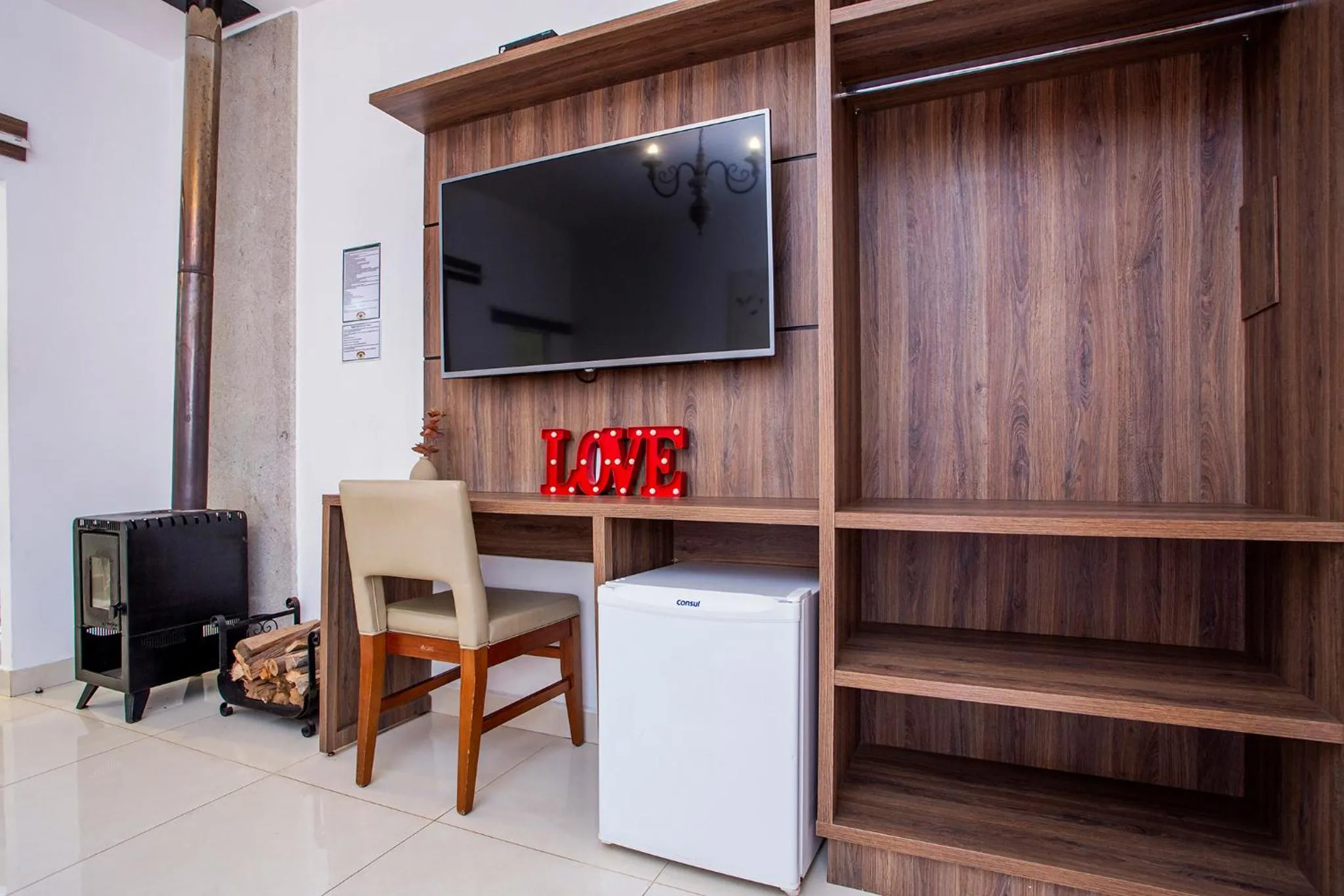 TV and multimedia in Pousada das Videiras