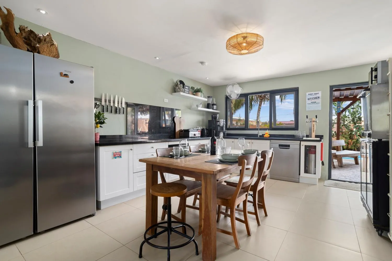 Communal kitchen in Oasis guesthouse, Boutique Style Hotel