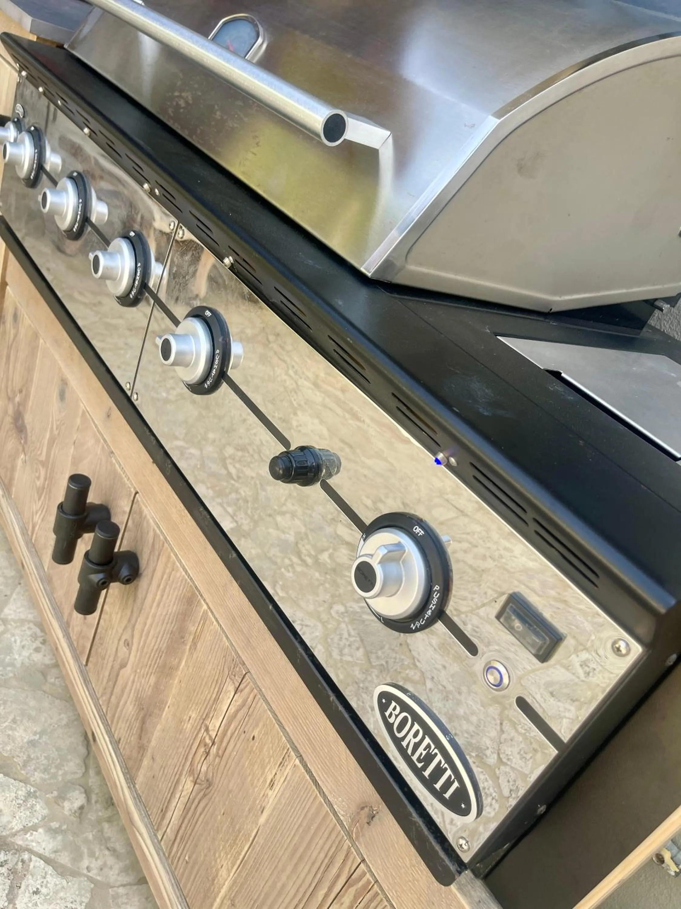 BBQ facilities in Oasis guesthouse, Boutique Style Hotel