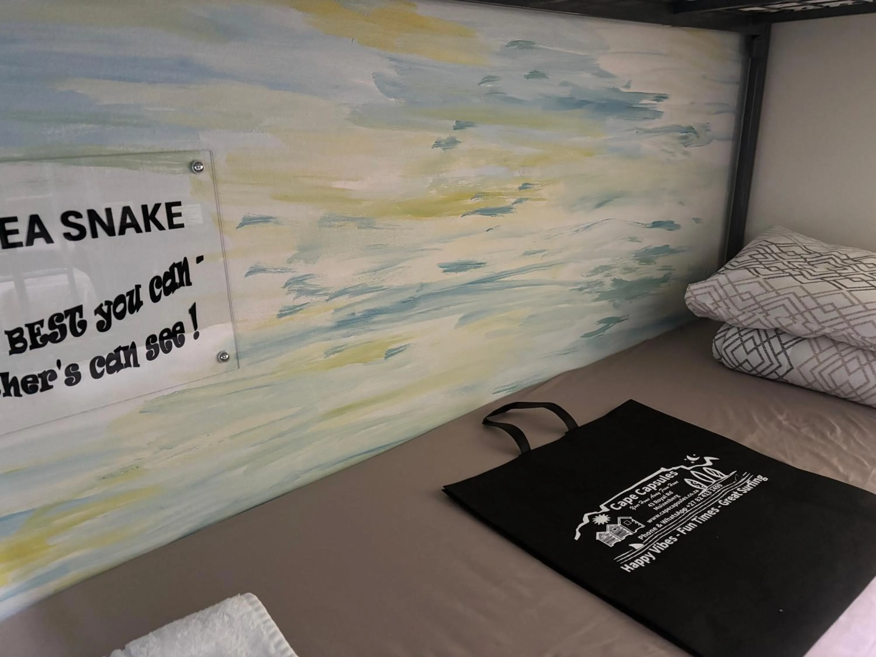 Bed in Cape Capsules