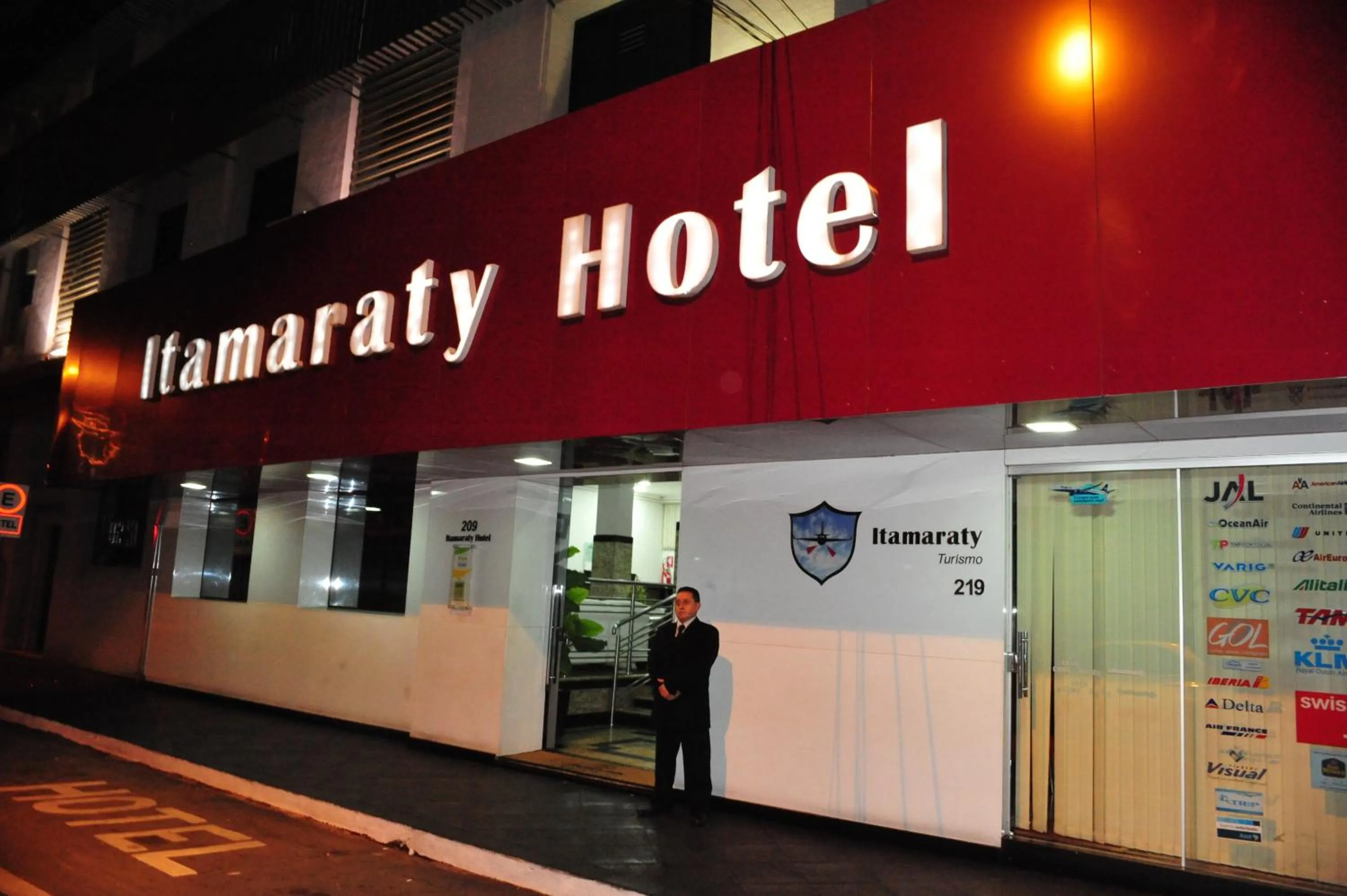 Facade/entrance in Itamaraty Hotel