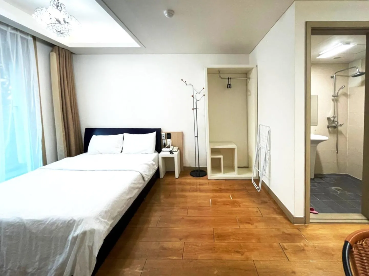 Bed in Cordelia Resort