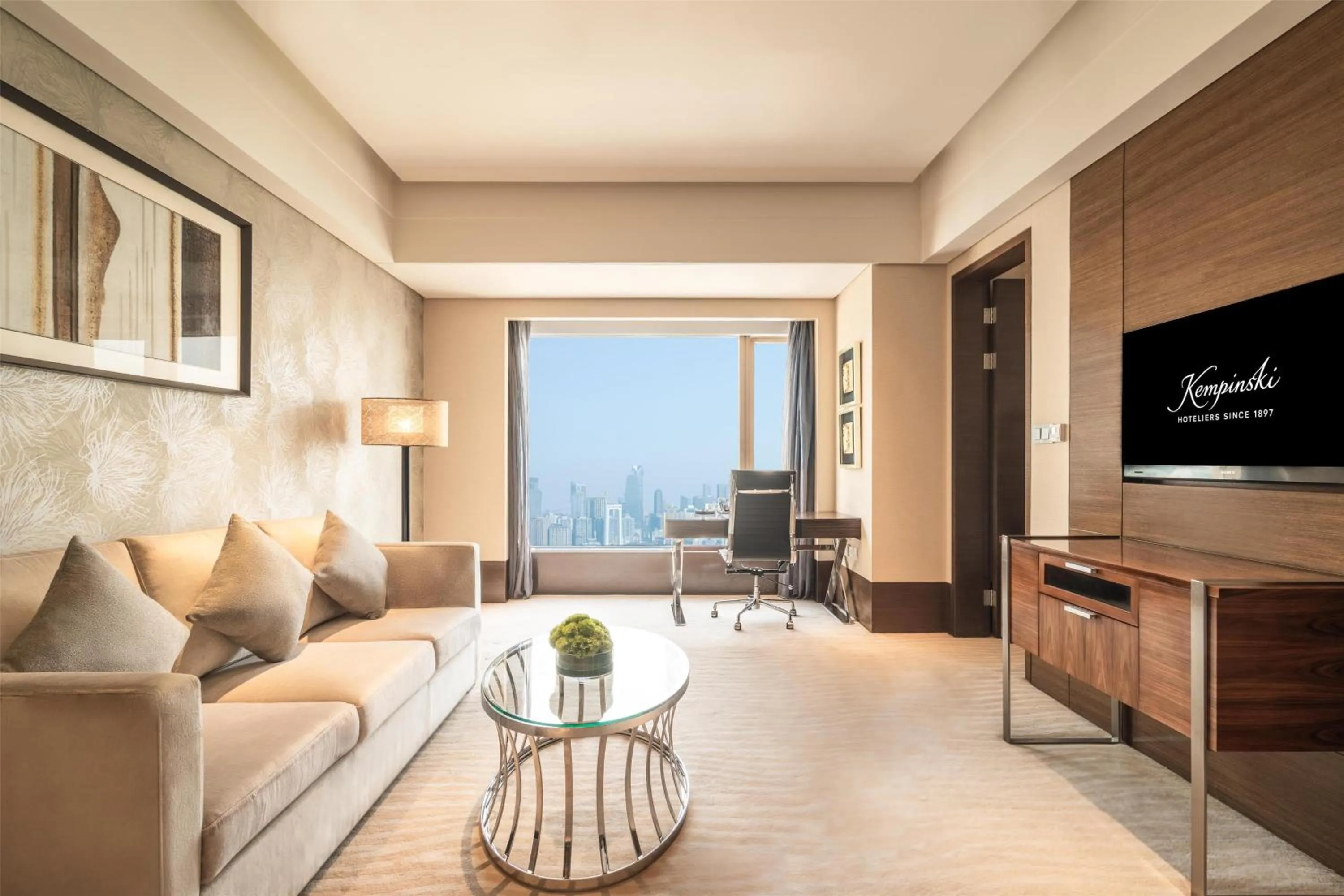 Bedroom in Kempinski Hotel Chongqing