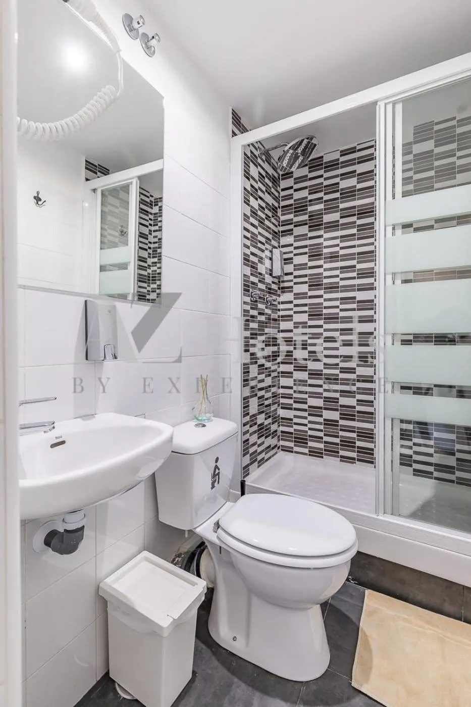 Bathroom in AYZ Sierra de Meira - Auto check-in property