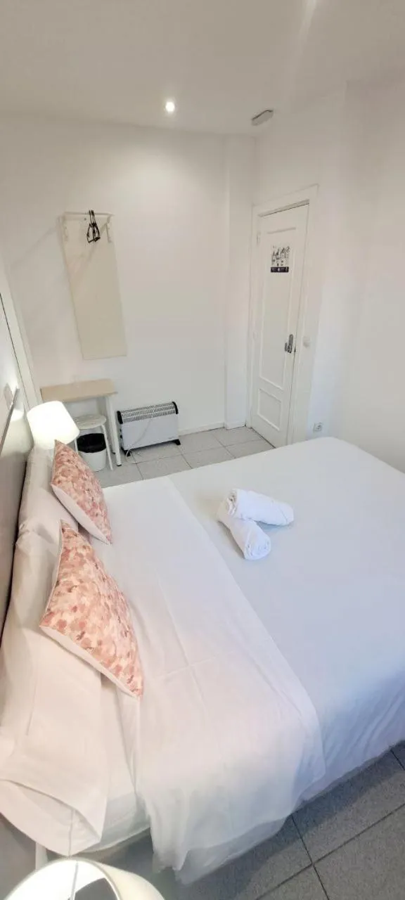 Bed in AYZ Sierra de Meira - Auto check-in property