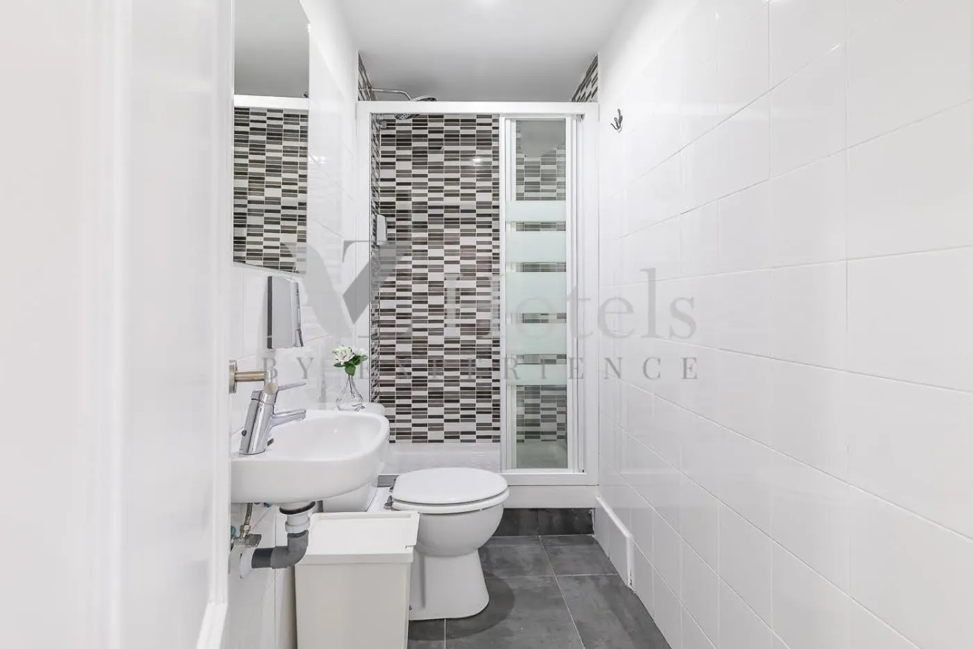 Bathroom in AYZ Sierra de Meira - Auto check-in property