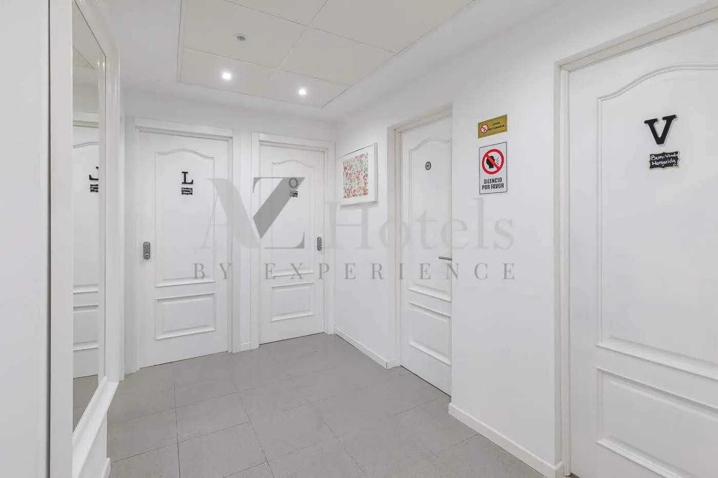 Decorative detail in AYZ Sierra de Meira - Auto check-in property