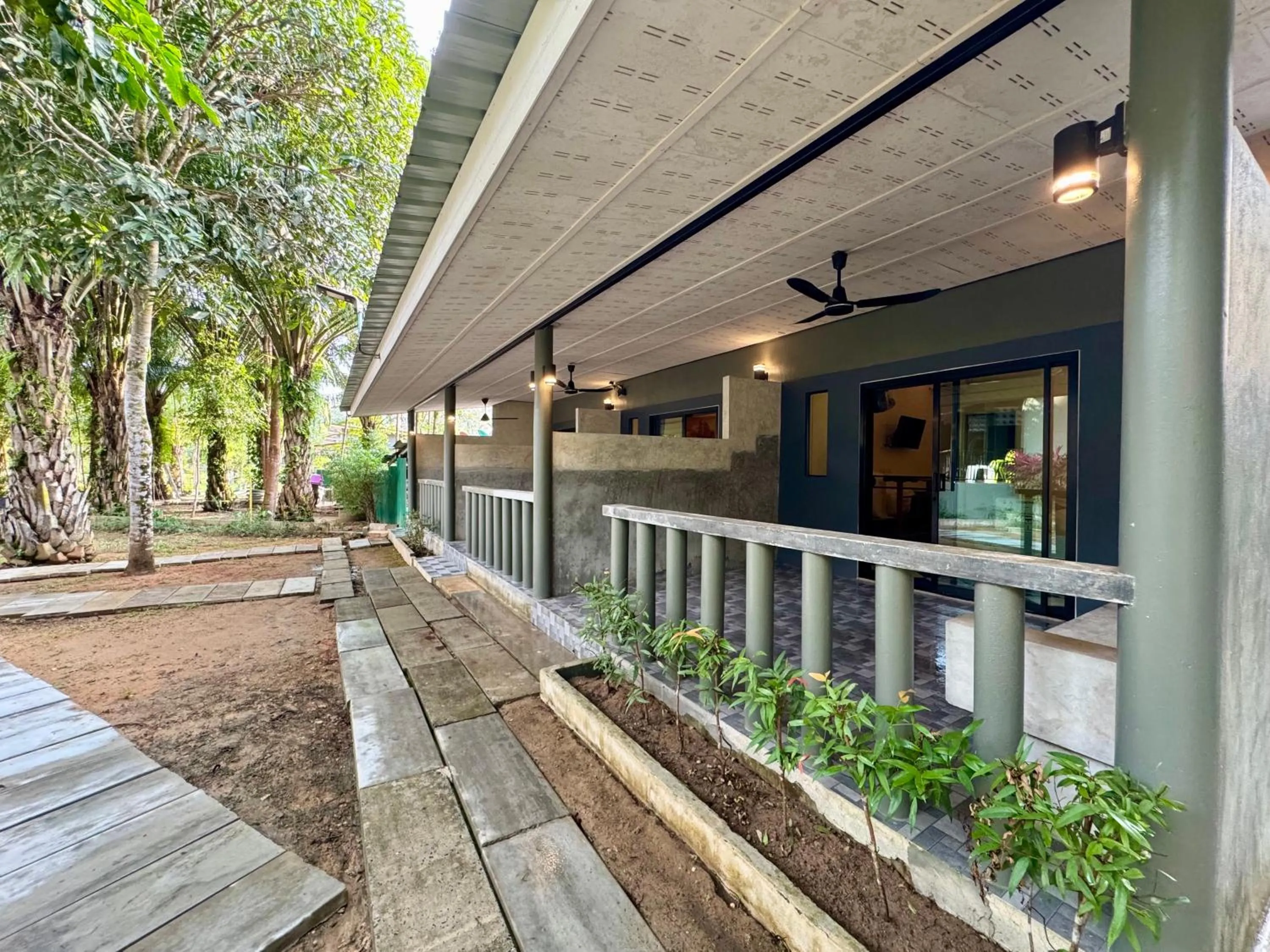 Property building in Khaolak Yama Resort - SHA Plus