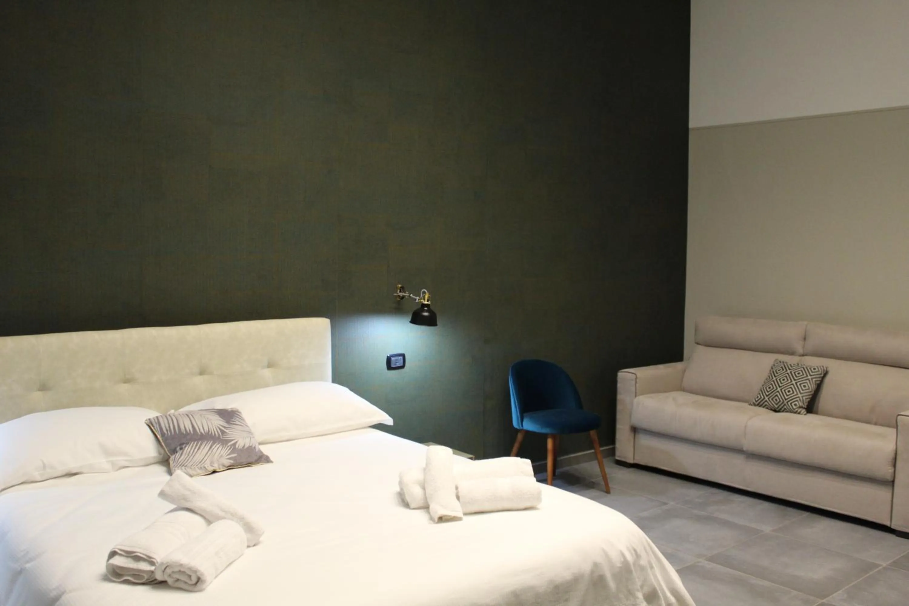 Bed in Donna Lena Relais Napoli