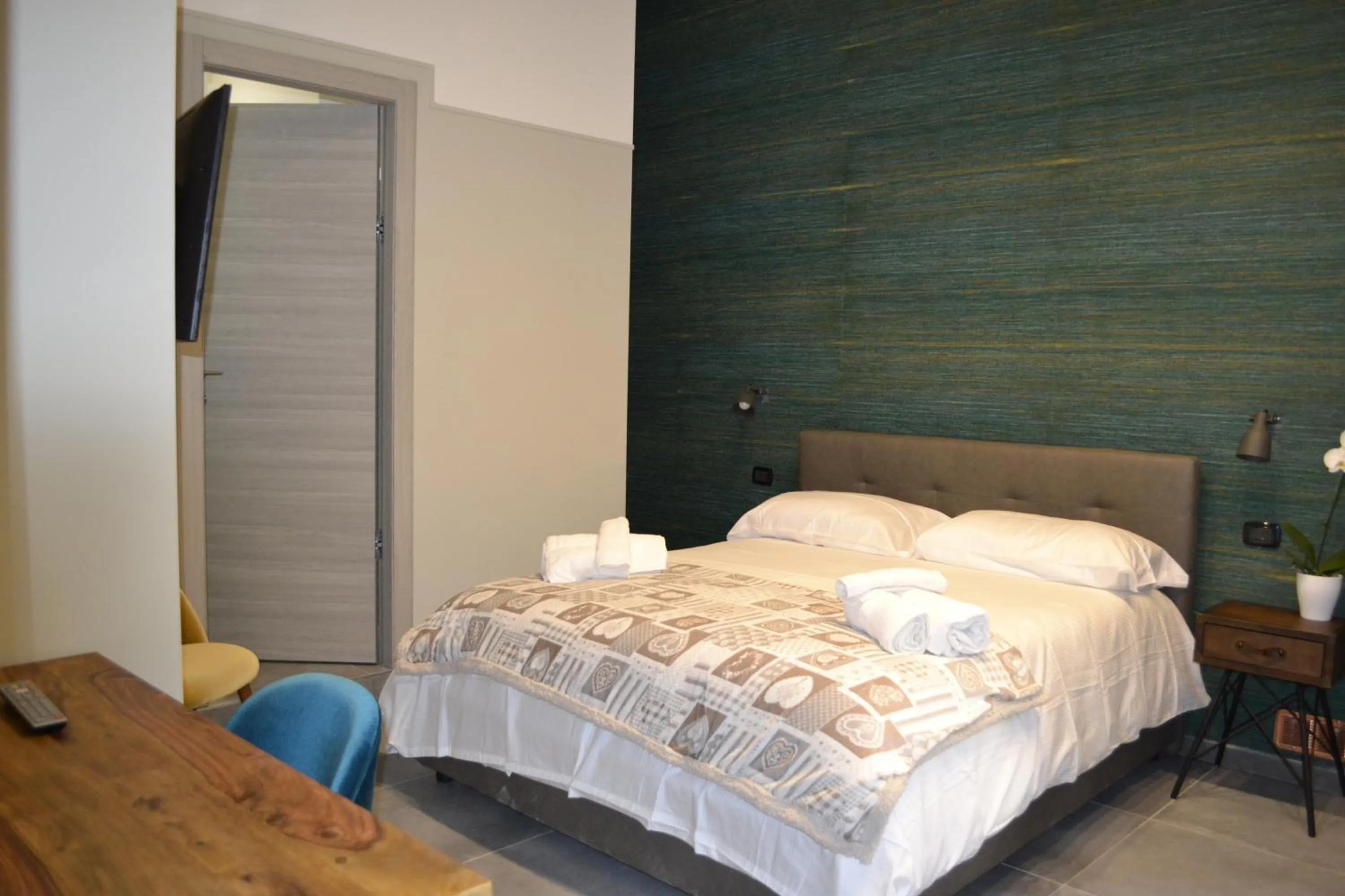 Bedroom, Bed in Donna Lena Relais Napoli