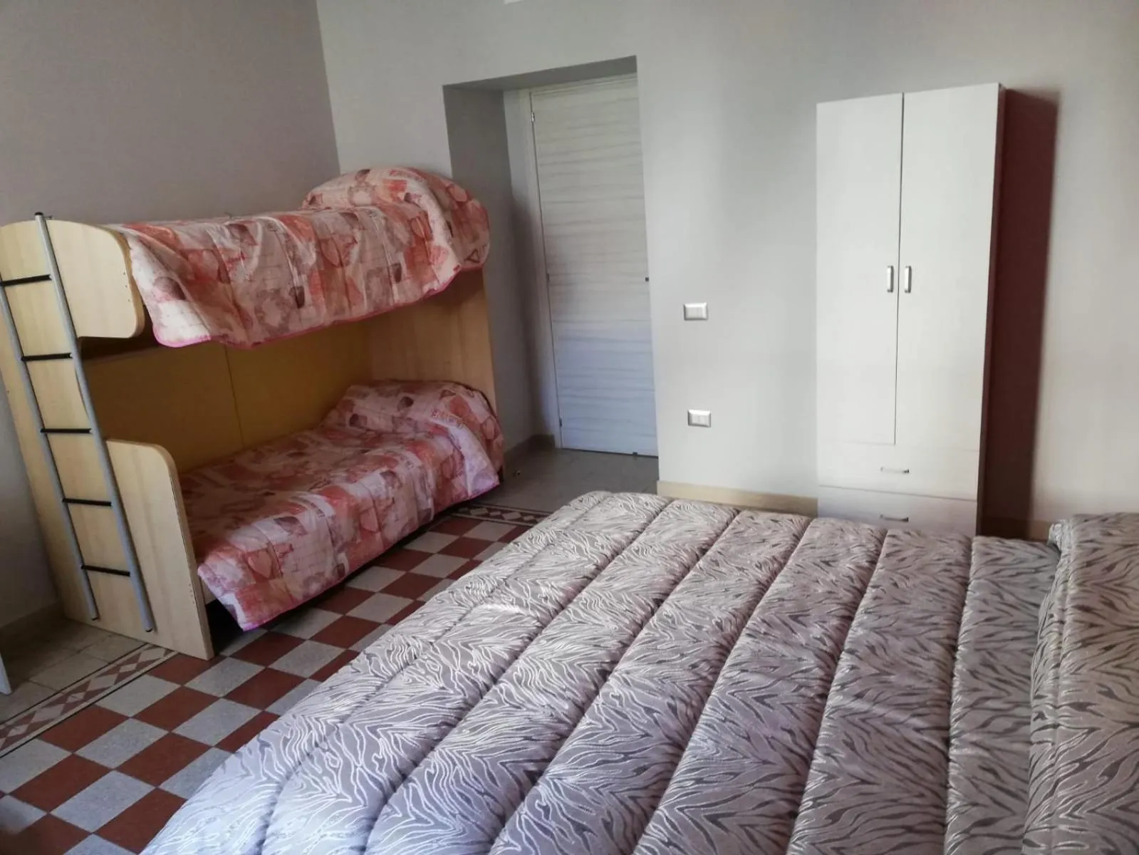 Bed in B&B Enjoy Ercolano