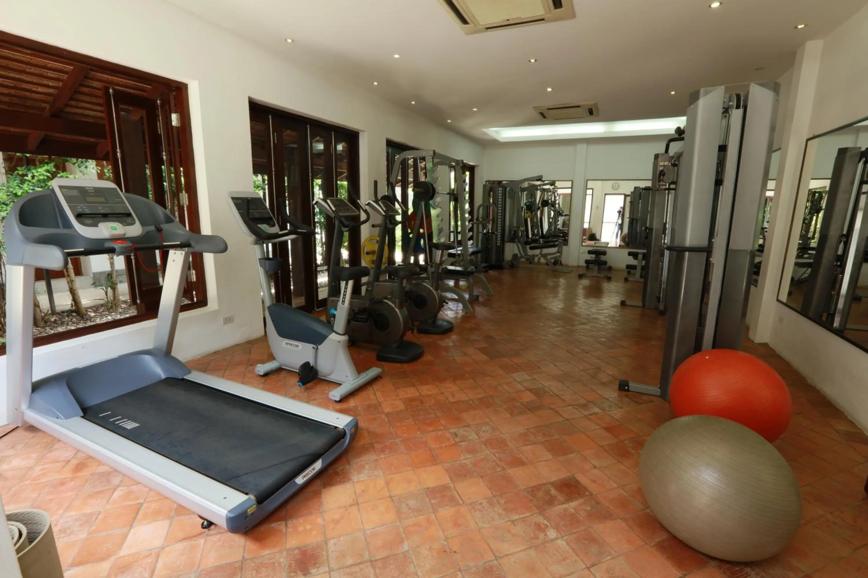 Fitness centre/facilities in Le Sen Boutique Hotel