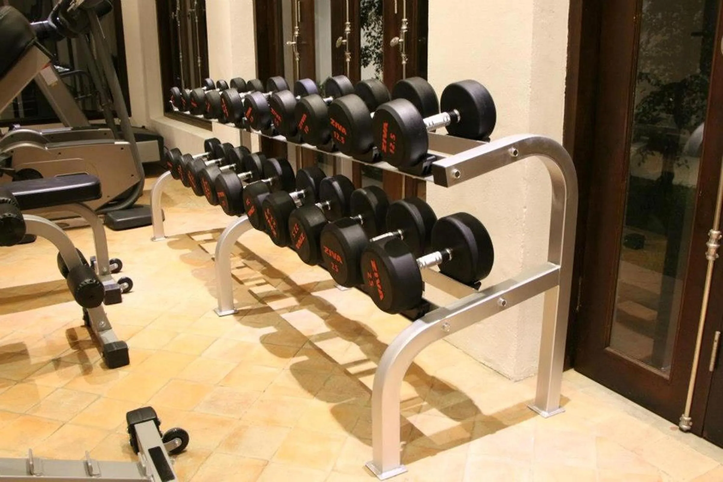 Fitness centre/facilities in Le Sen Boutique Hotel