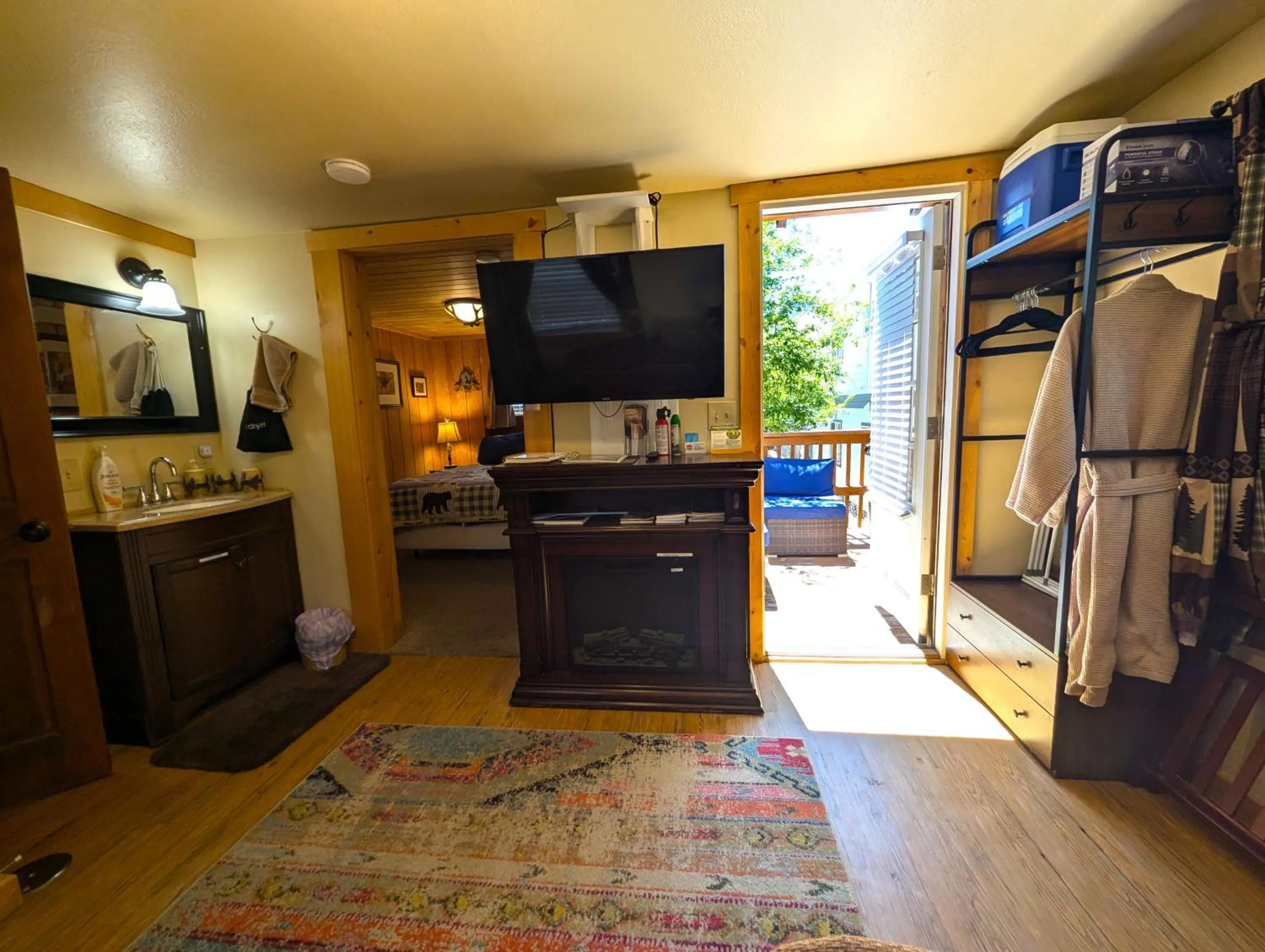 Yellowstone's Treasure Cabins