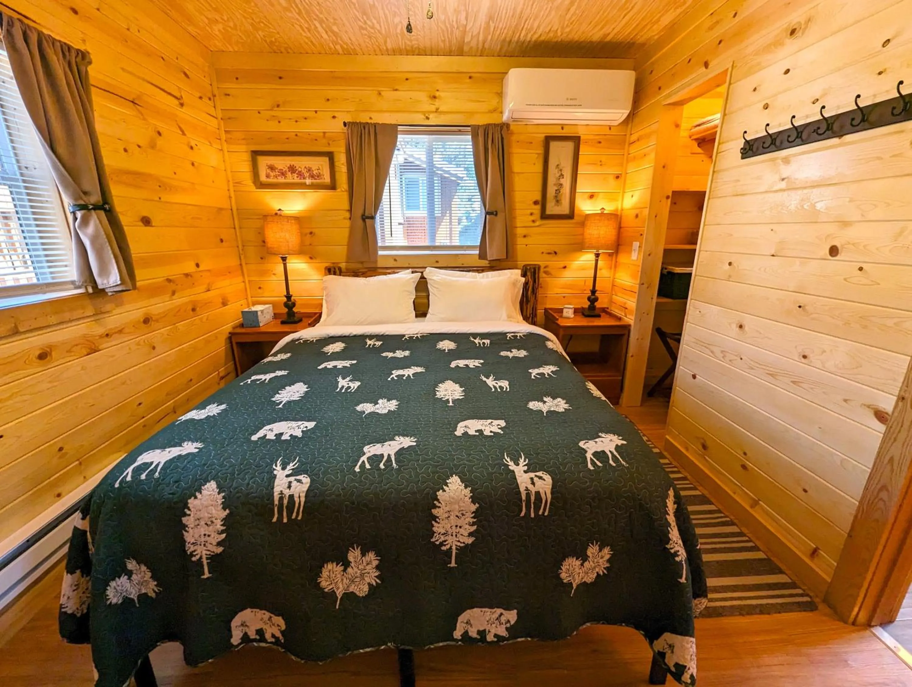 Bed in Yellowstone's Treasure Cabins