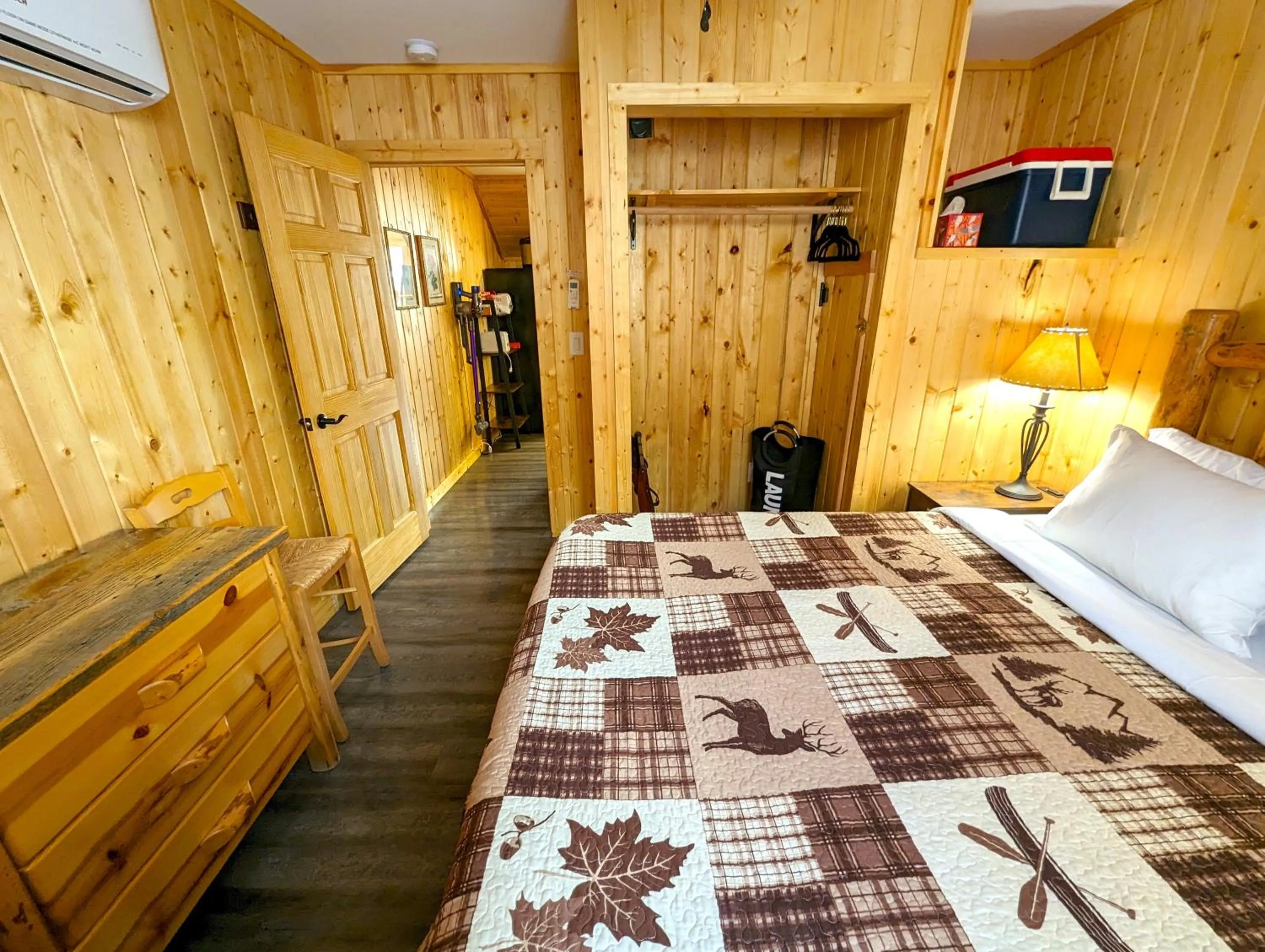 Bed in Yellowstone's Treasure Cabins