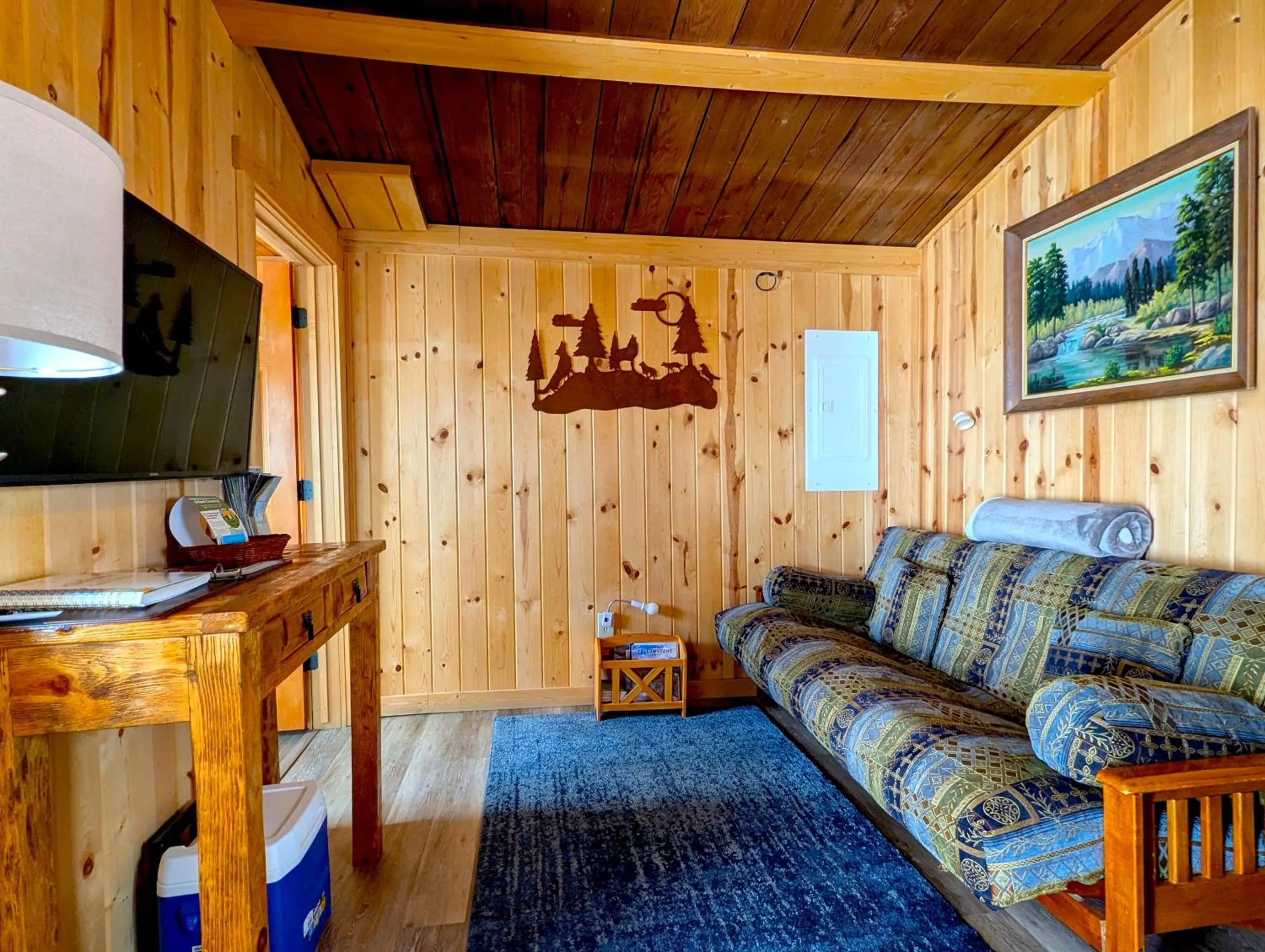 Yellowstone's Treasure Cabins