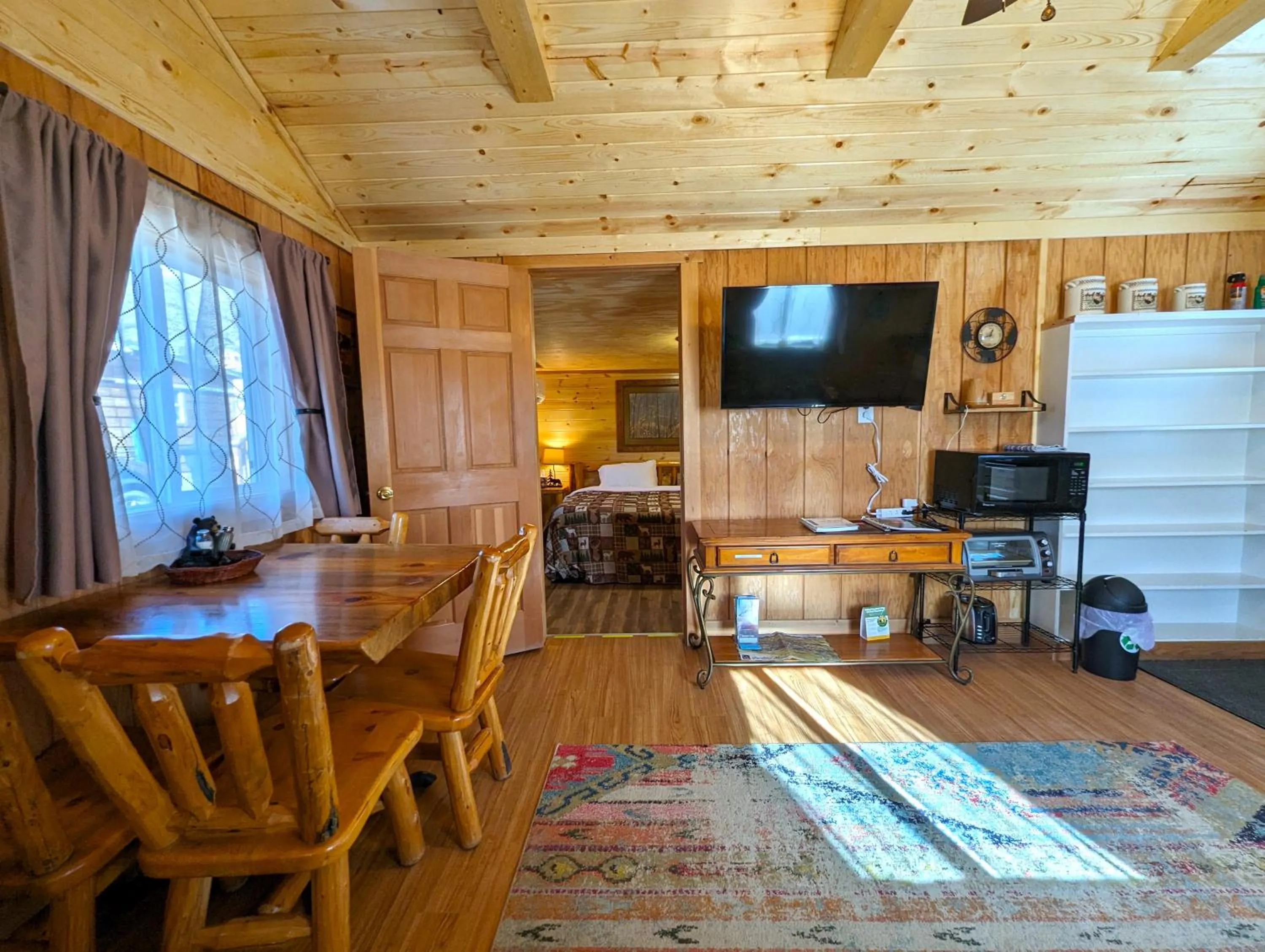 Yellowstone's Treasure Cabins