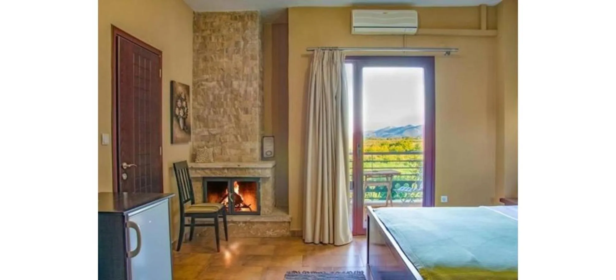 Bed in Gea Kaimaktsalan Hotel & Spa