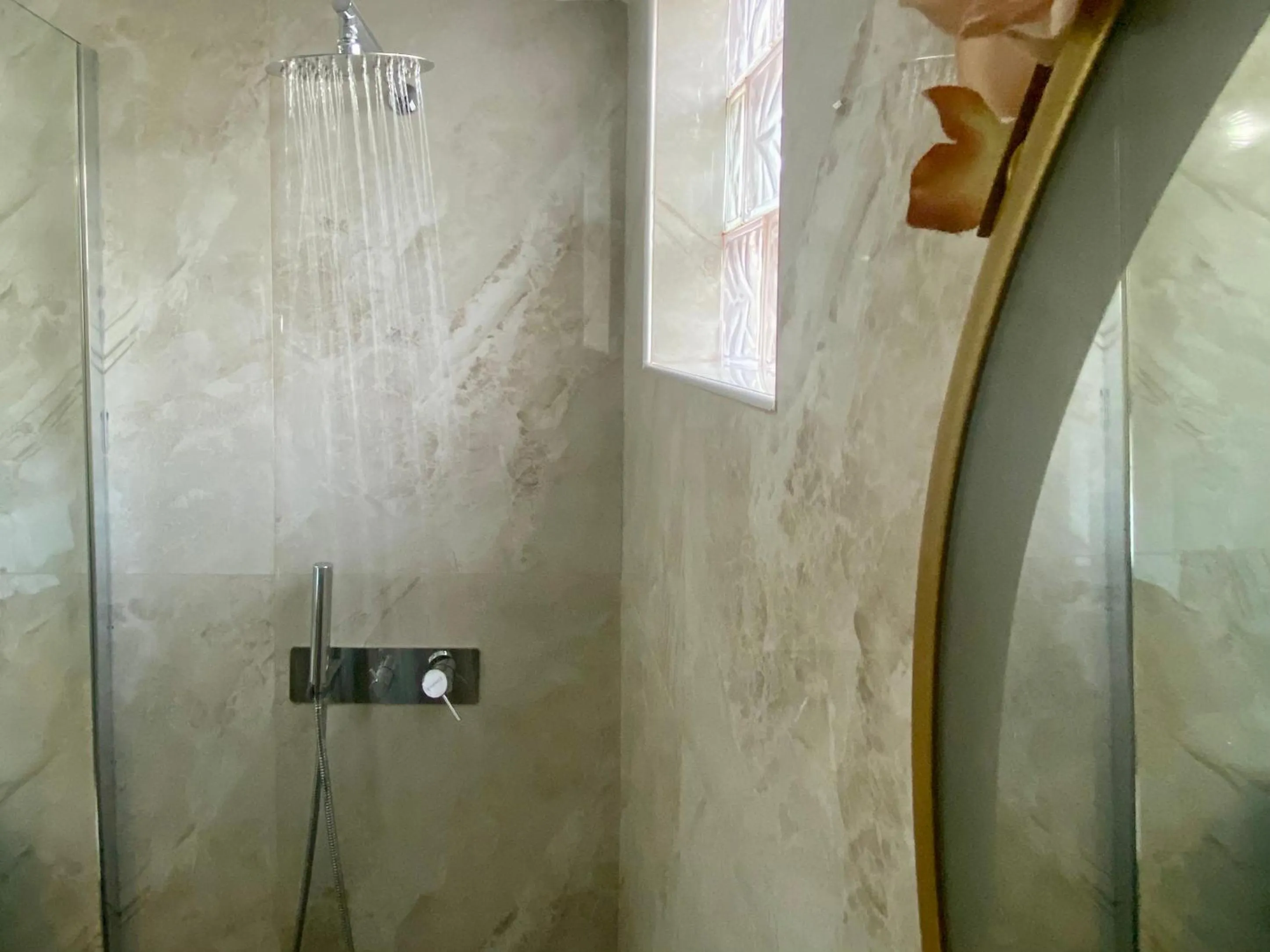 Gea Kaimaktsalan Hotel & Spa