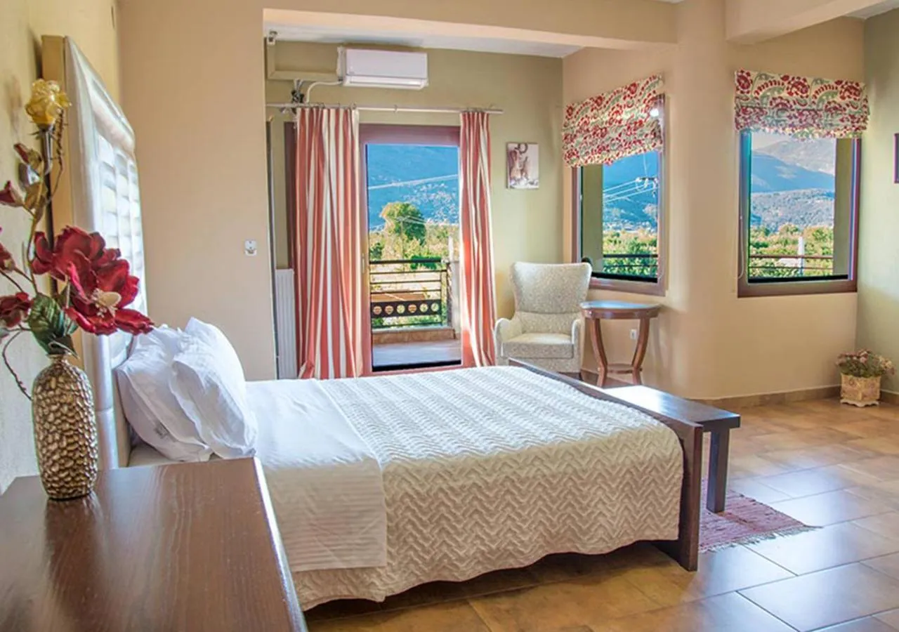 Bed in Gea Kaimaktsalan Hotel & Spa