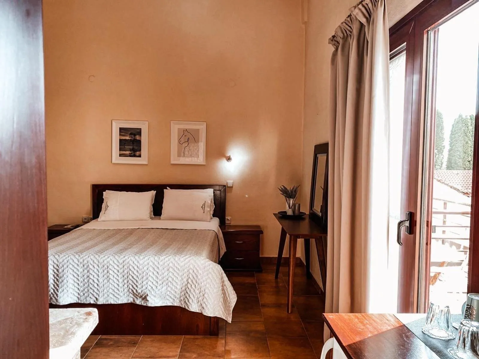 Bed in Gea Kaimaktsalan Hotel & Spa