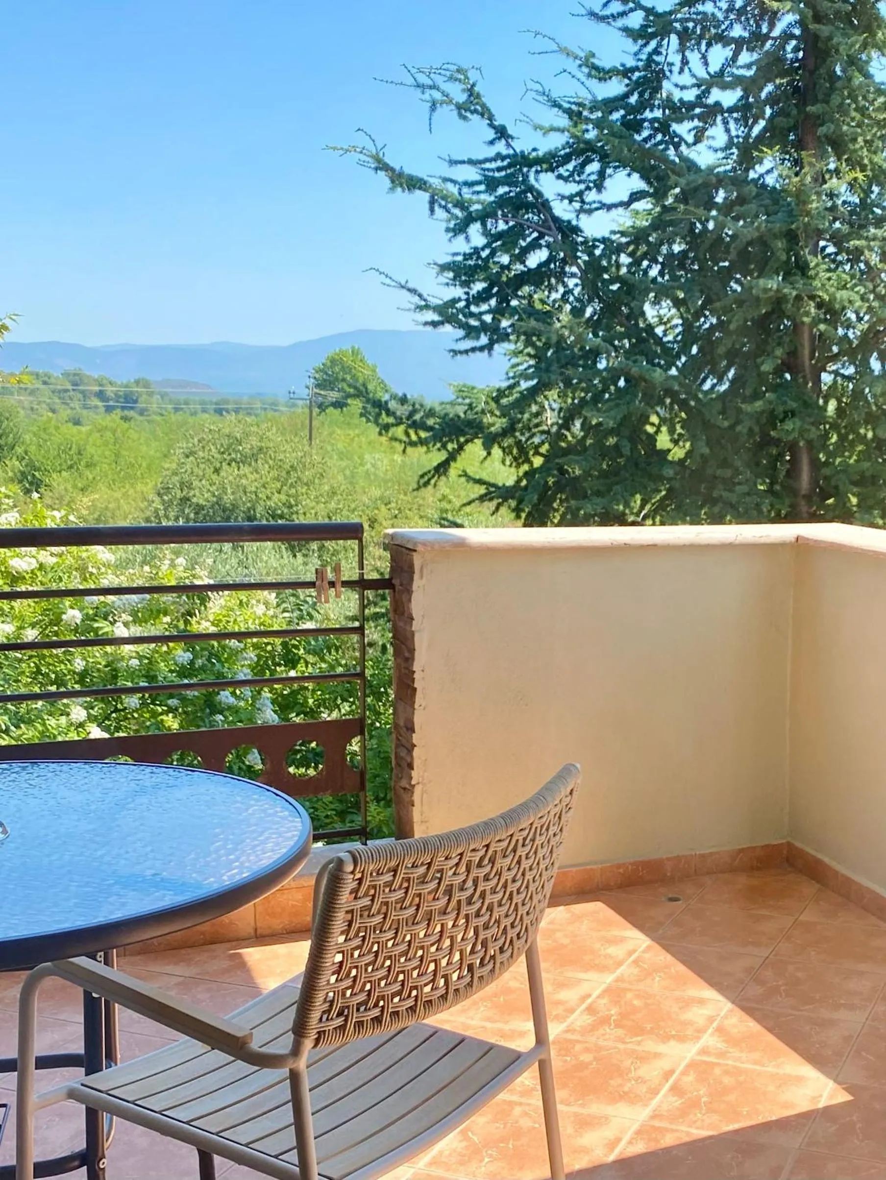 Gea Kaimaktsalan Hotel & Spa